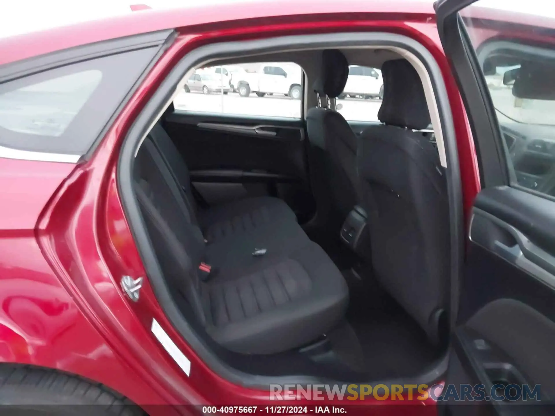 8 Фотография поврежденного автомобиля 3FA6P0LU9KR210870 FORD FUSION HYBRID 2019