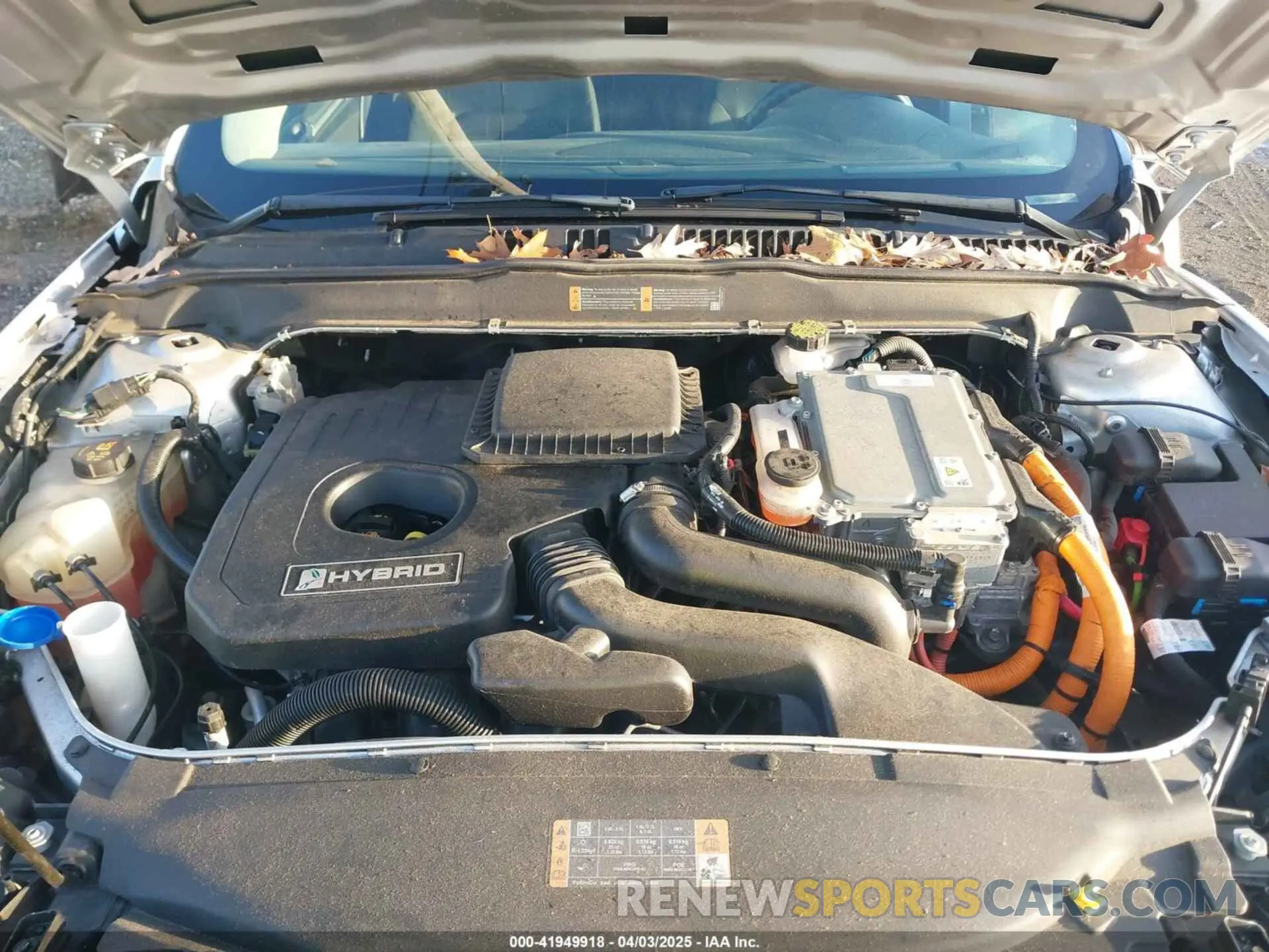 10 Фотография поврежденного автомобиля 3FA6P0LU9KR262810 FORD FUSION HYBRID 2019