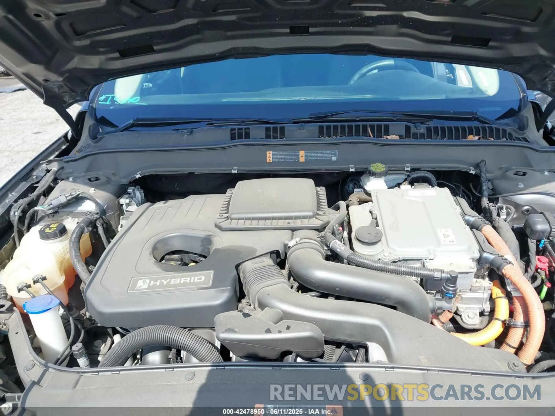 10 Photograph of a damaged car 3FA6P0LUXKR175093 FORD FUSION HYBRID 2019