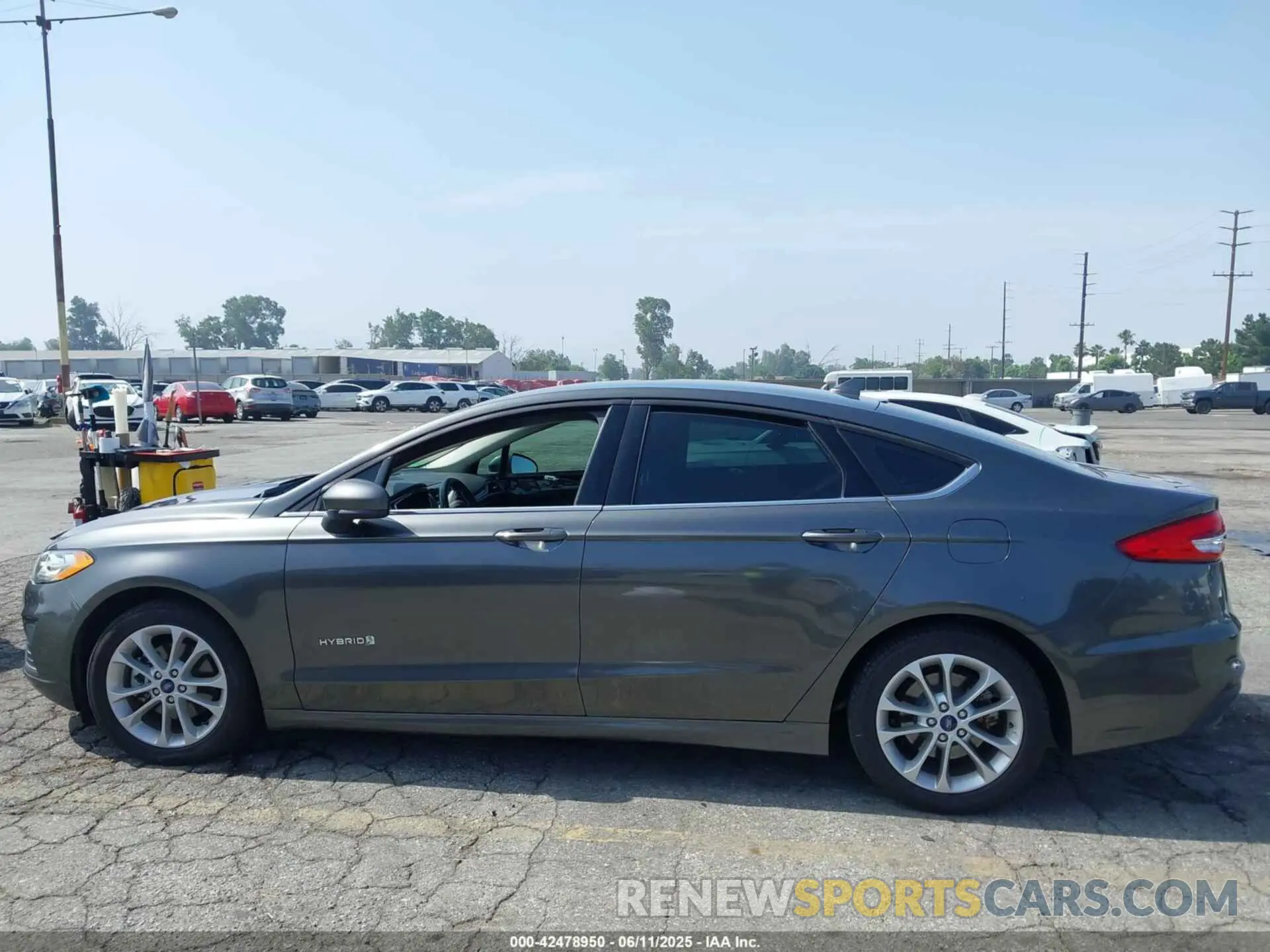 15 Photograph of a damaged car 3FA6P0LUXKR175093 FORD FUSION HYBRID 2019