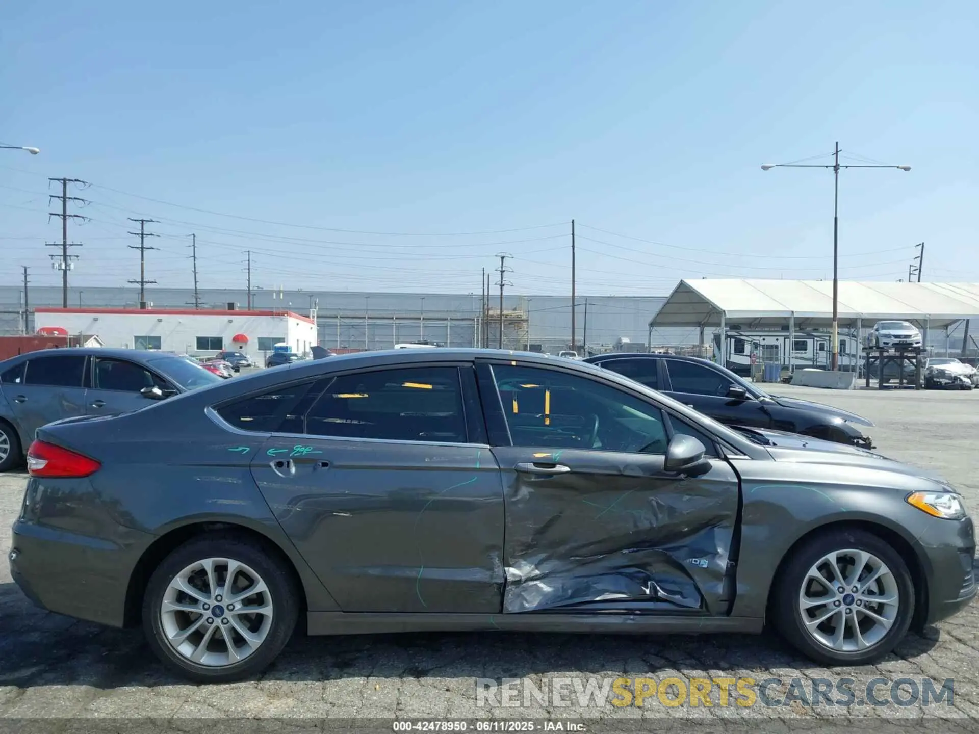 6 Photograph of a damaged car 3FA6P0LUXKR175093 FORD FUSION HYBRID 2019