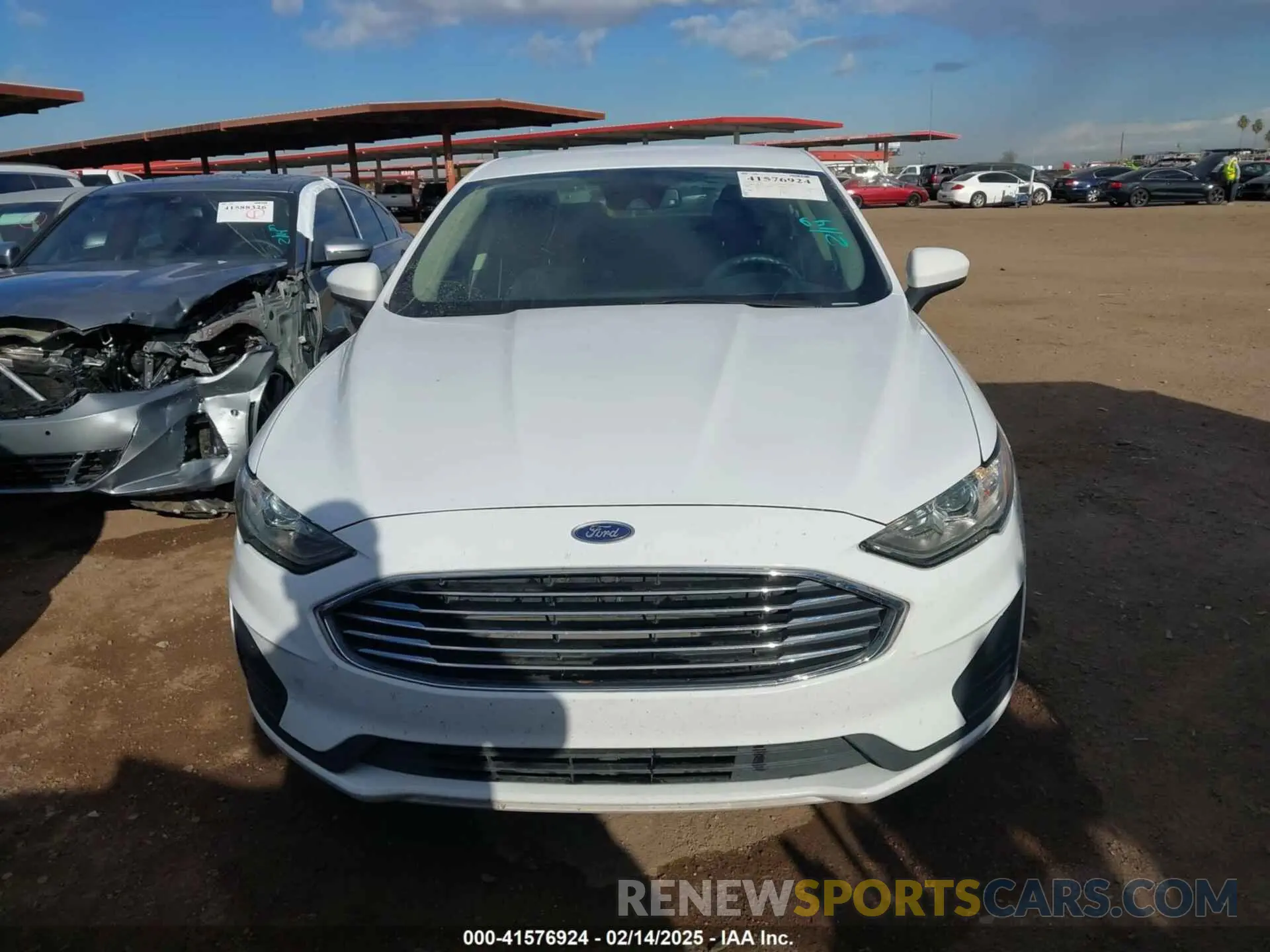 6 Фотография поврежденного автомобиля 3FA6P0LUXKR210375 FORD FUSION HYBRID 2019