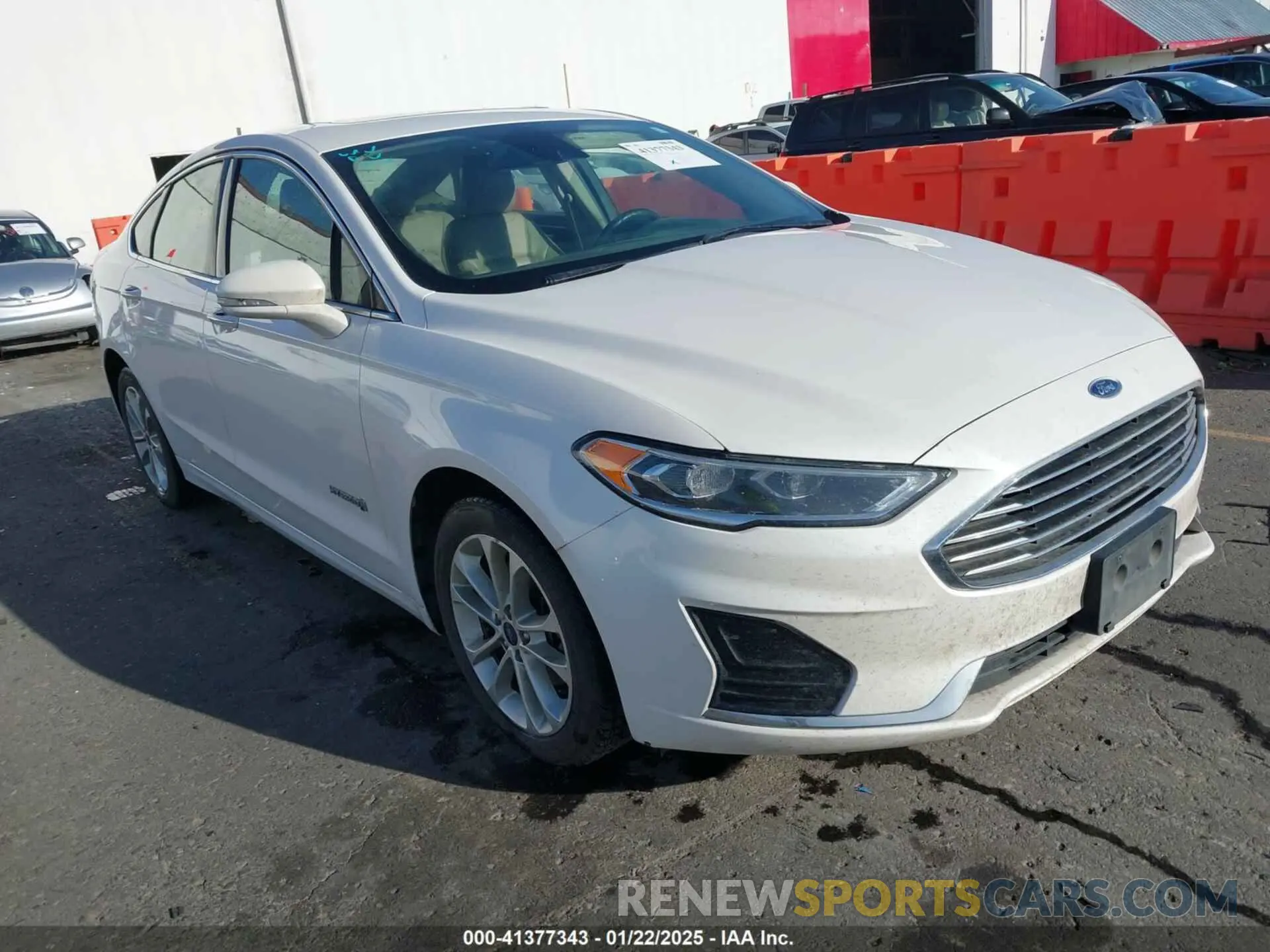 1 Photograph of a damaged car 3FA6P0MU1KR257325 FORD FUSION HYBRID 2019