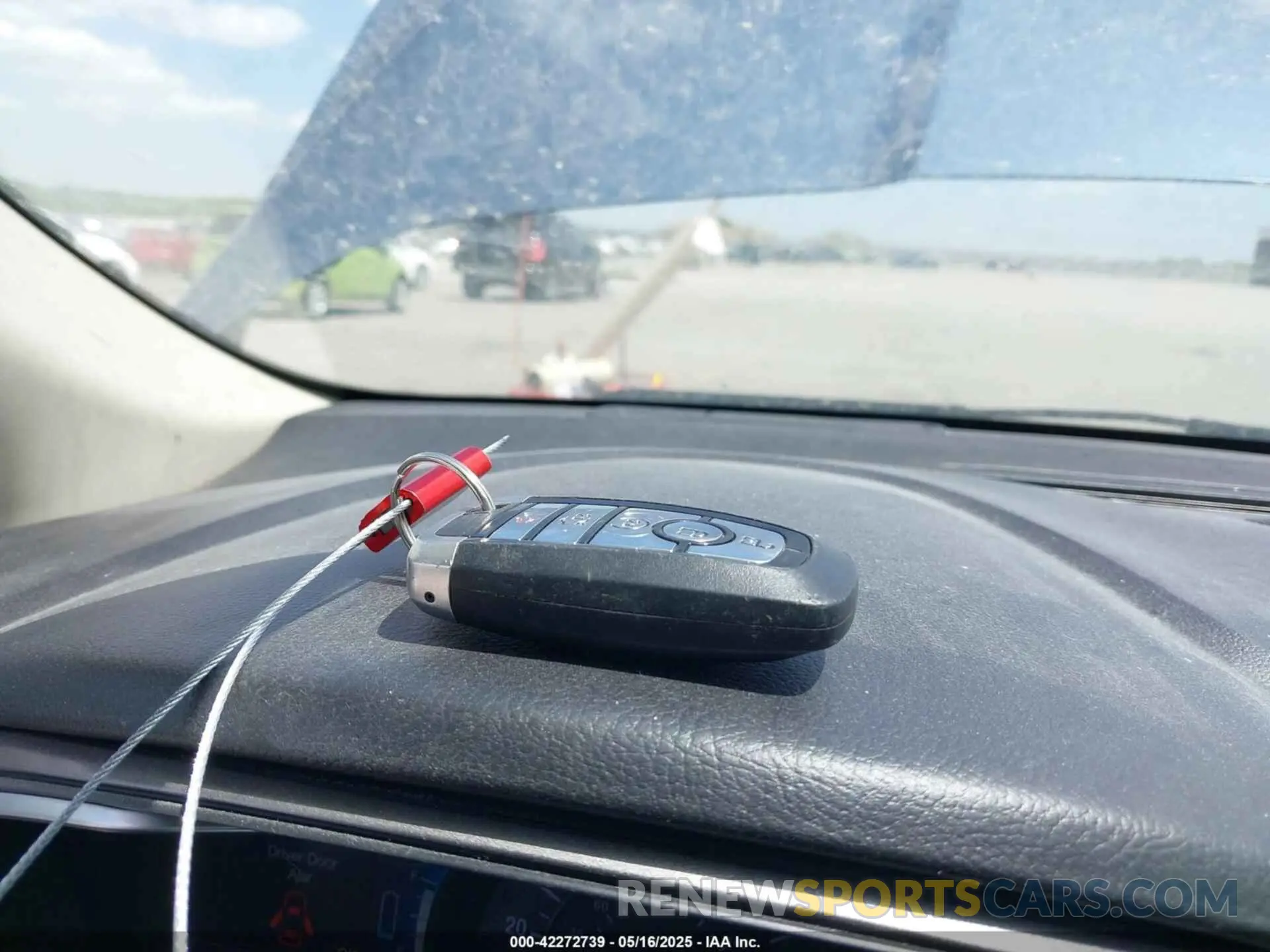 11 Фотография поврежденного автомобиля 3FA6P0MU2KR140367 FORD FUSION HYBRID 2019