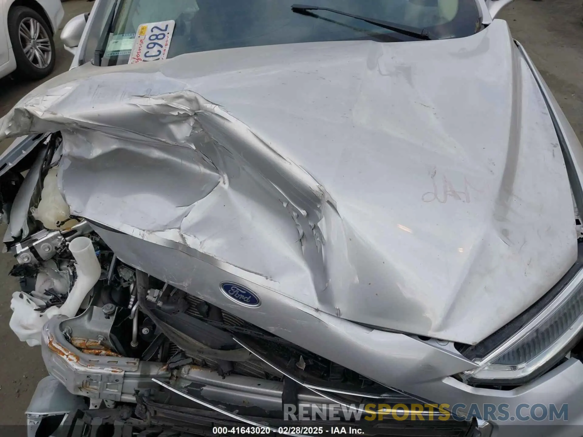 10 Фотография поврежденного автомобиля 3FA6P0MU3KR262056 FORD FUSION HYBRID 2019