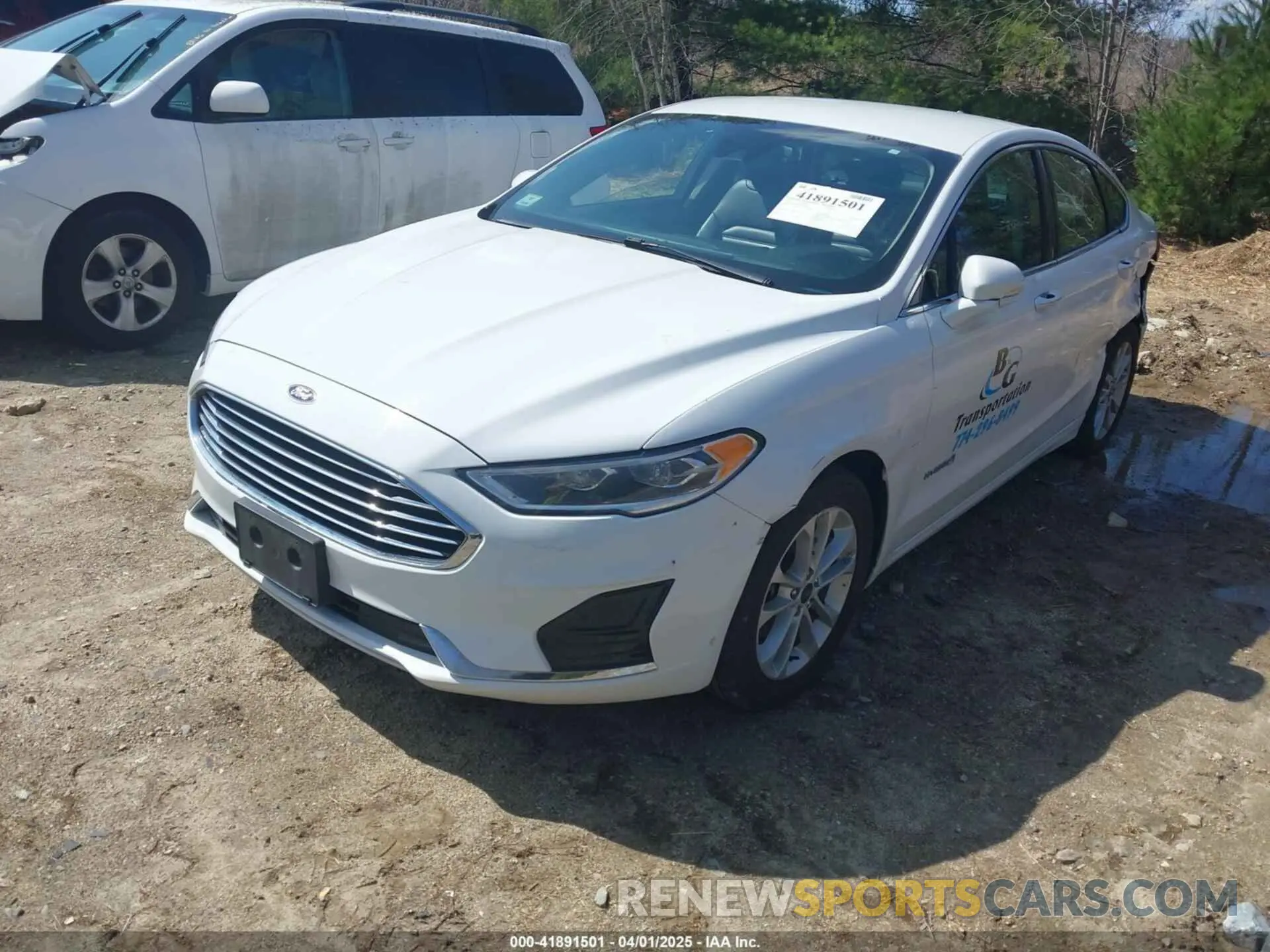 2 Photograph of a damaged car 3FA6P0MU4KR154299 FORD FUSION HYBRID 2019
