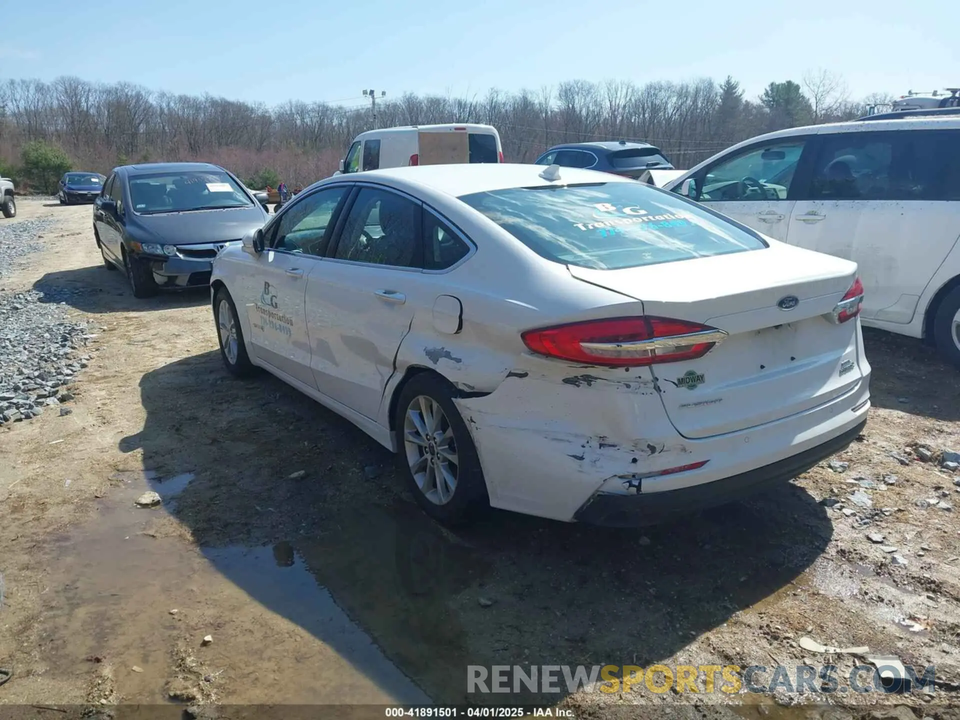 3 Photograph of a damaged car 3FA6P0MU4KR154299 FORD FUSION HYBRID 2019