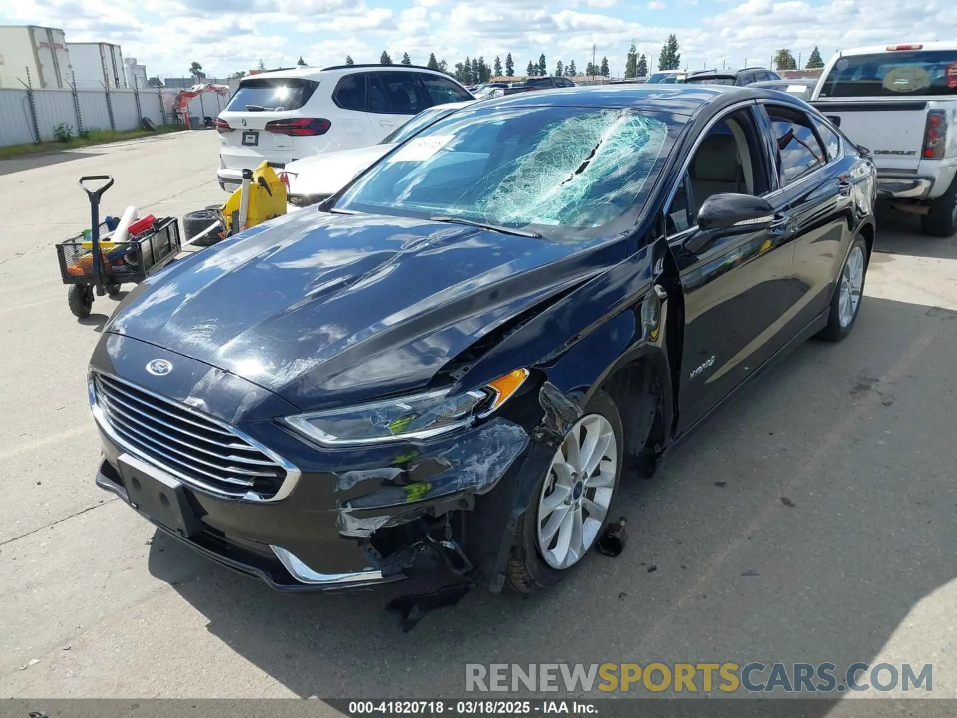 6 Photograph of a damaged car 3FA6P0MU4KR242351 FORD FUSION HYBRID 2019