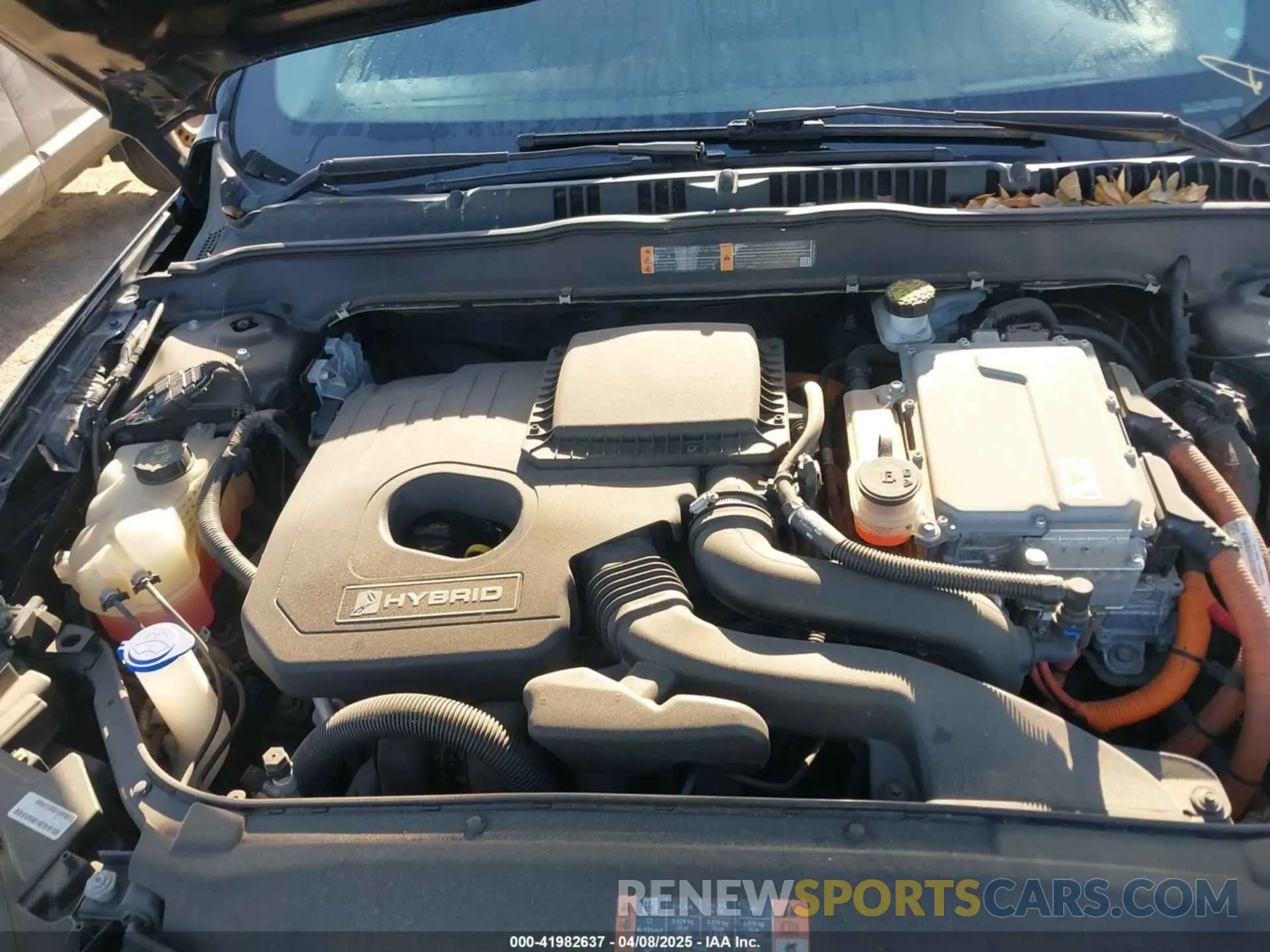 10 Фотография поврежденного автомобиля 3FA6P0MU5KR203851 FORD FUSION HYBRID 2019