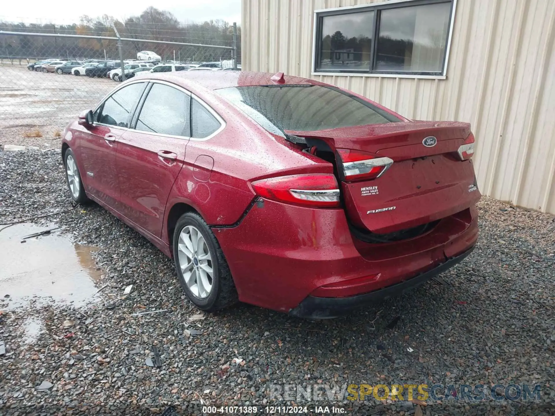 3 Photograph of a damaged car 3FA6P0MU6KR136726 FORD FUSION HYBRID 2019