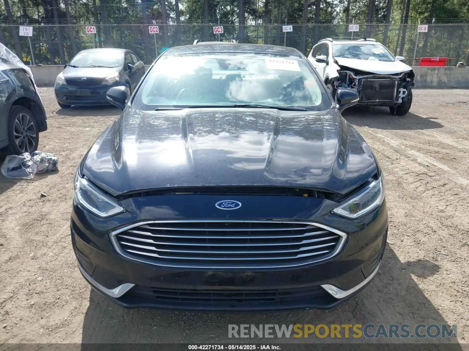12 Фотография поврежденного автомобиля 3FA6P0MU7KR220148 FORD FUSION HYBRID 2019