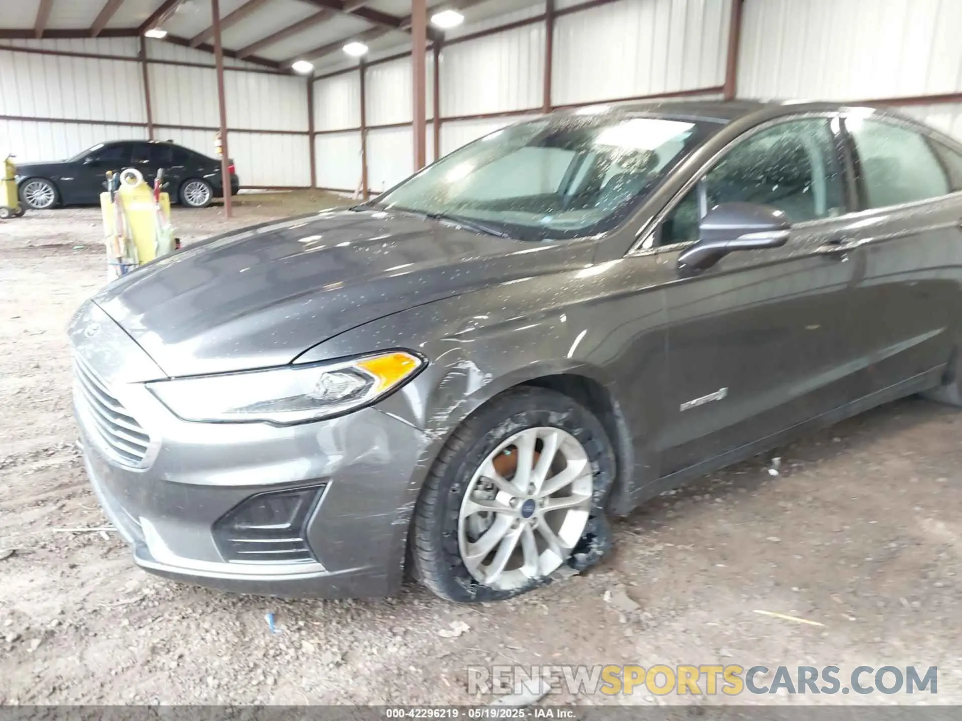 6 Photograph of a damaged car 3FA6P0MUXKR109237 FORD FUSION HYBRID 2019