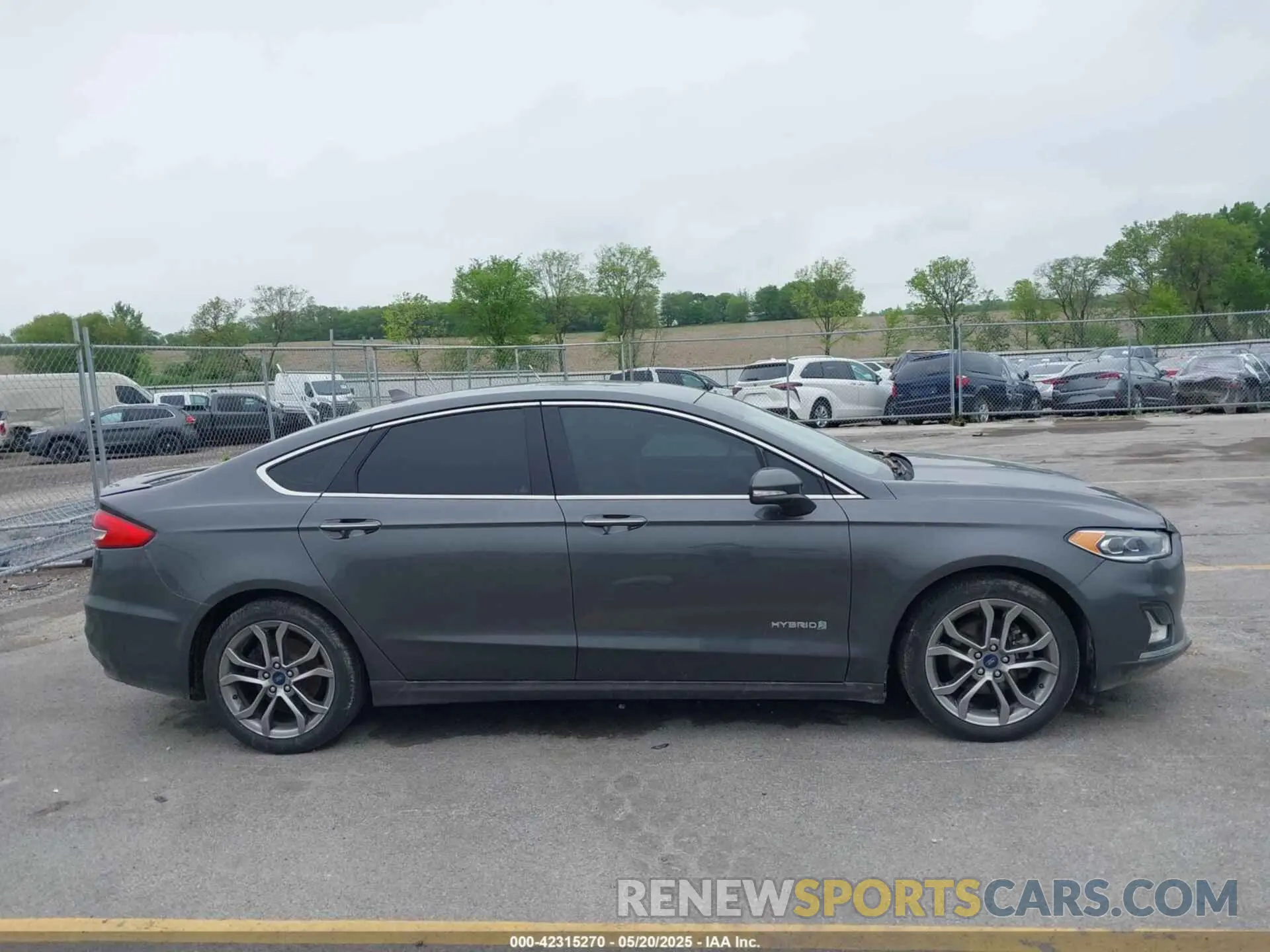 14 Фотография поврежденного автомобиля 3FA6P0RU0KR181931 FORD FUSION HYBRID 2019