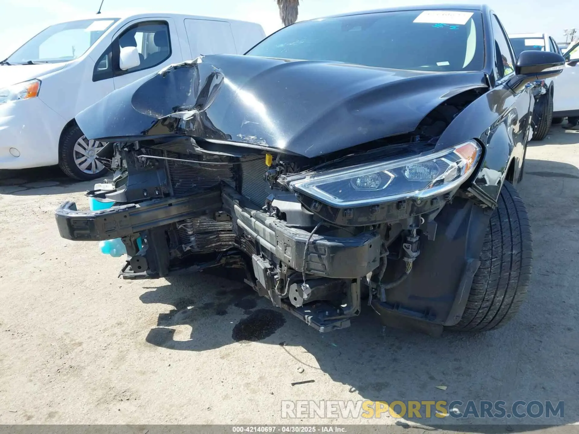 6 Photograph of a damaged car 3FA6P0RU2KR168078 FORD FUSION HYBRID 2019