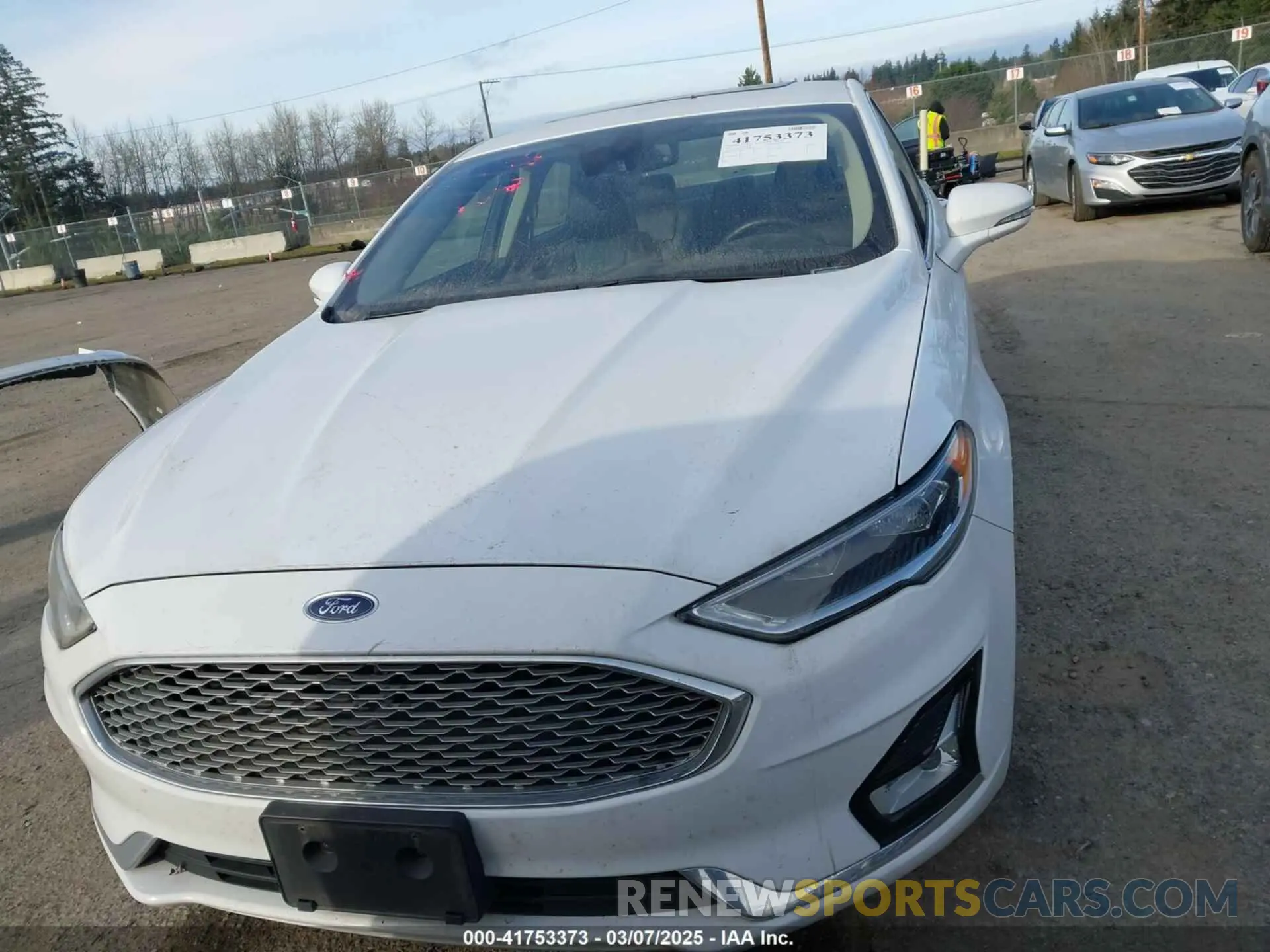 13 Photograph of a damaged car 3FA6P0RU2KR183017 FORD FUSION HYBRID 2019