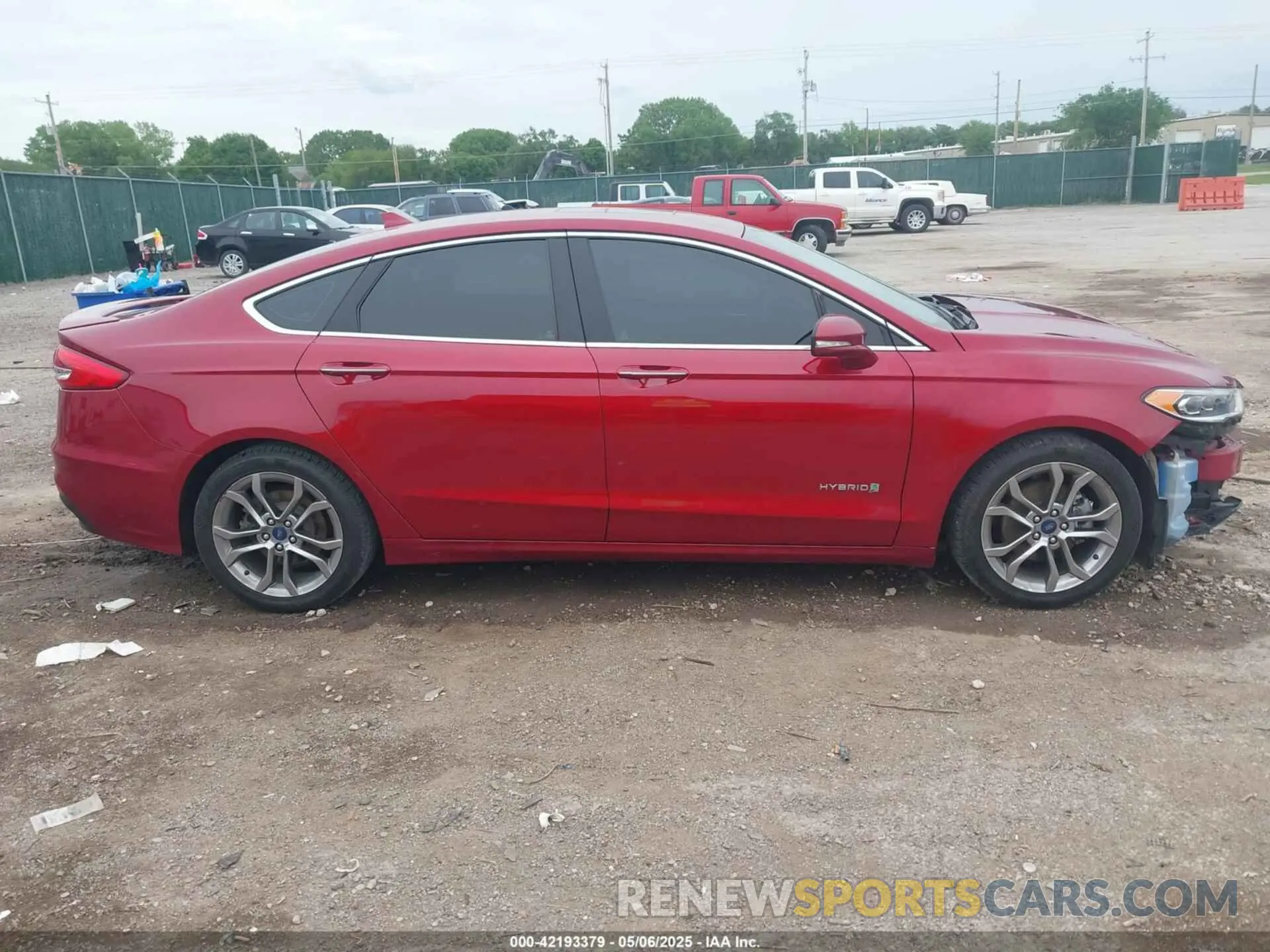 14 Фотография поврежденного автомобиля 3FA6P0RU2KR190369 FORD FUSION HYBRID 2019