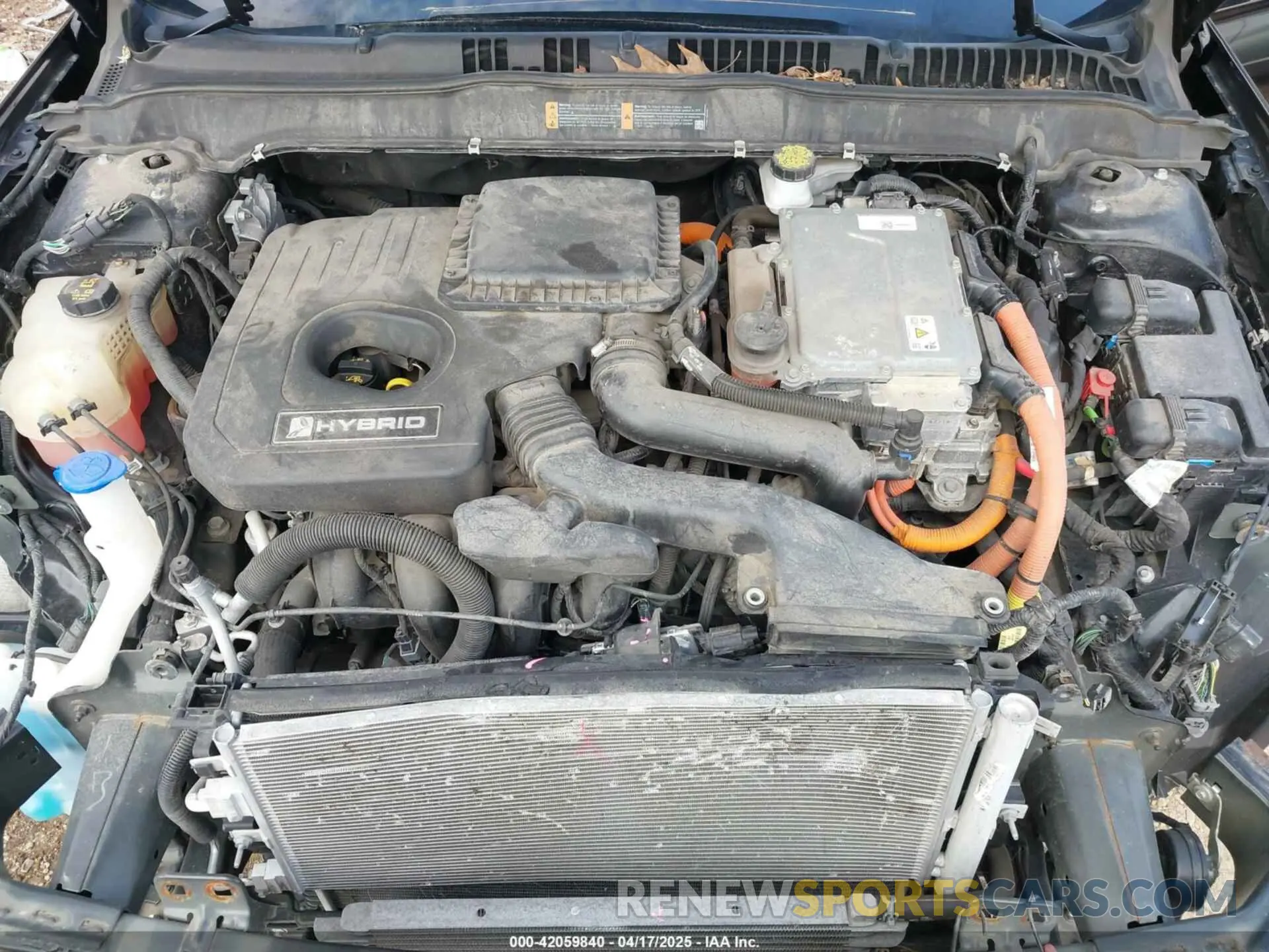 10 Фотография поврежденного автомобиля 3FA6P0RU4KR144445 FORD FUSION HYBRID 2019