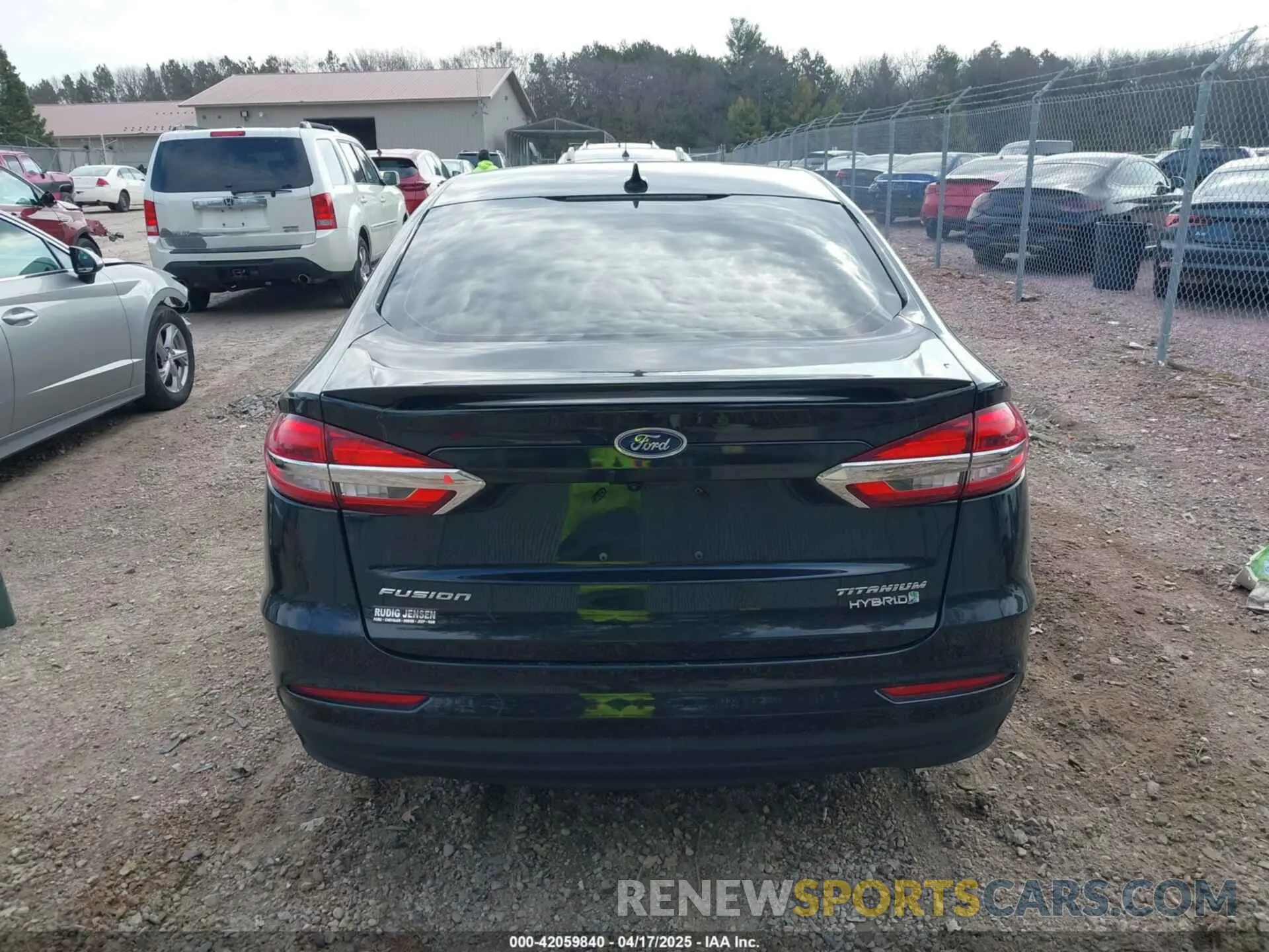 17 Фотография поврежденного автомобиля 3FA6P0RU4KR144445 FORD FUSION HYBRID 2019