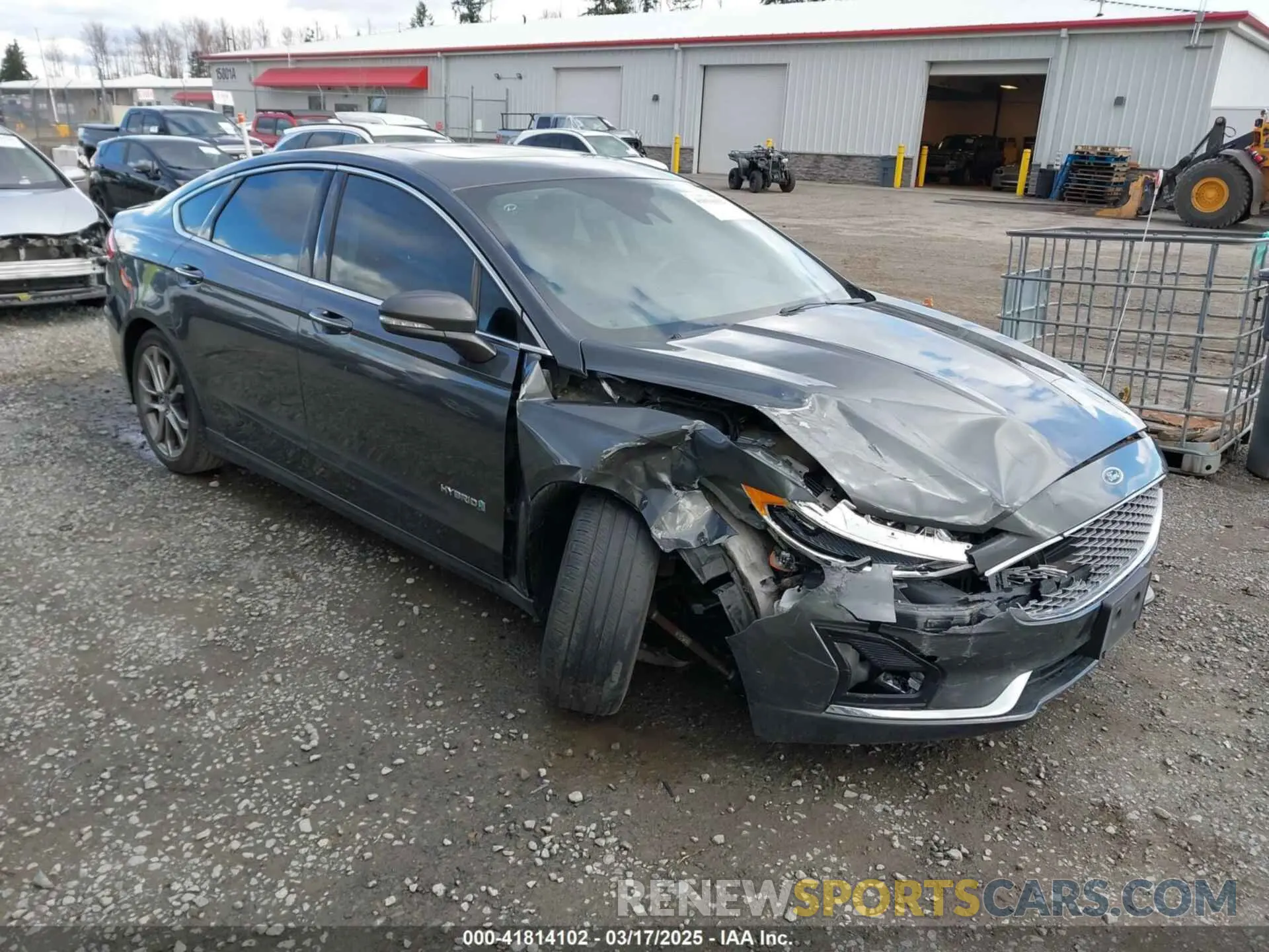1 Фотография поврежденного автомобиля 3FA6P0RU8KR273062 FORD FUSION HYBRID 2019