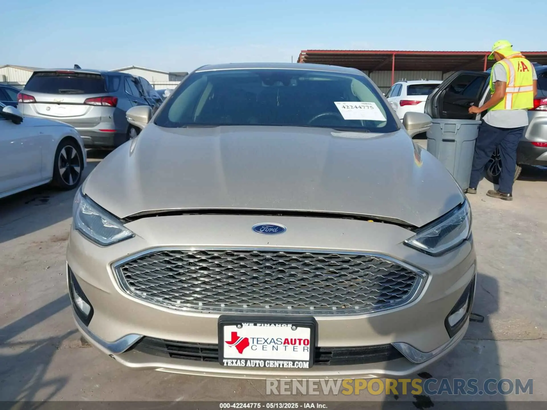 11 Фотография поврежденного автомобиля 3FA6P0RU9KR110081 FORD FUSION HYBRID 2019