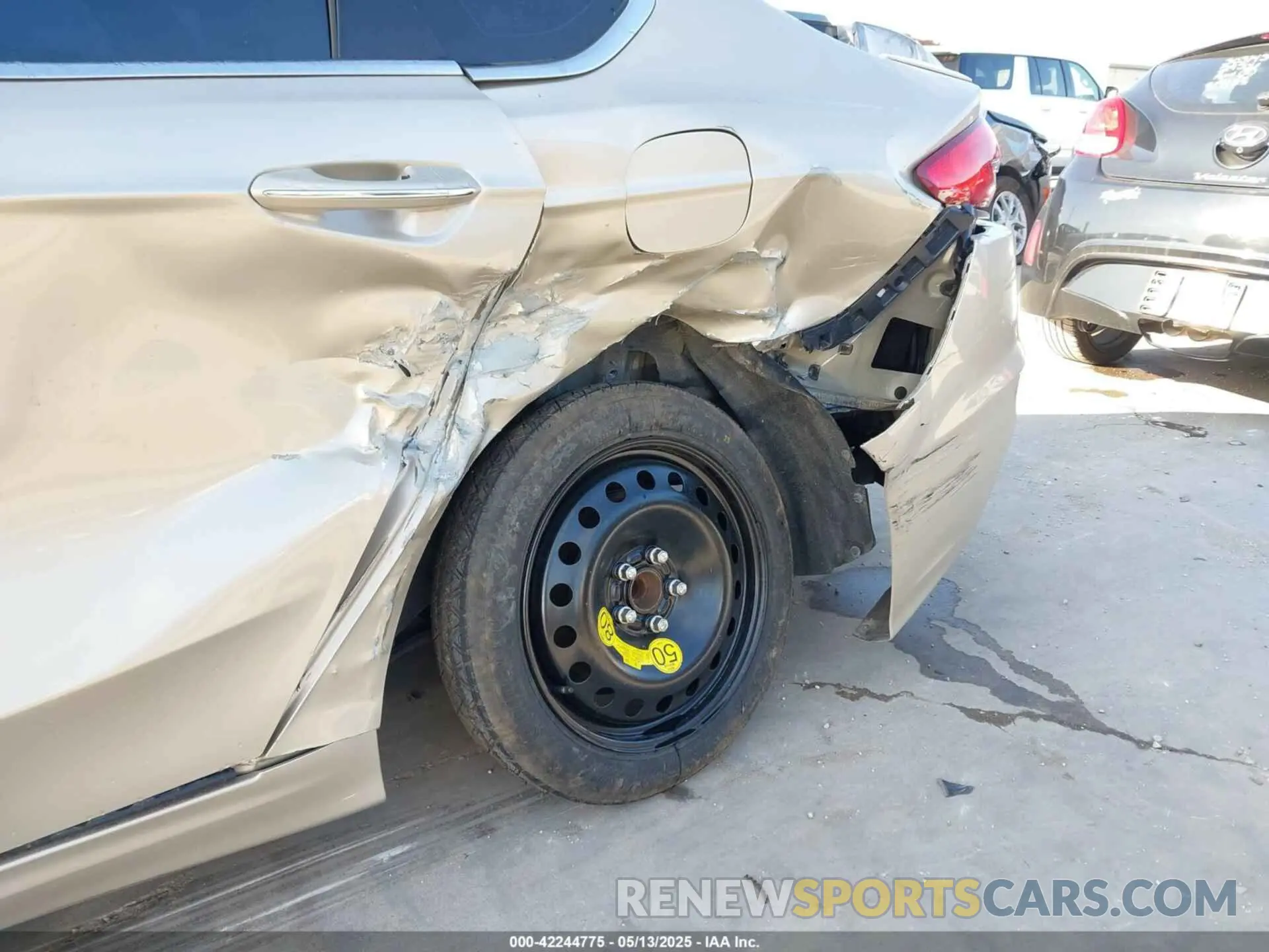 6 Фотография поврежденного автомобиля 3FA6P0RU9KR110081 FORD FUSION HYBRID 2019
