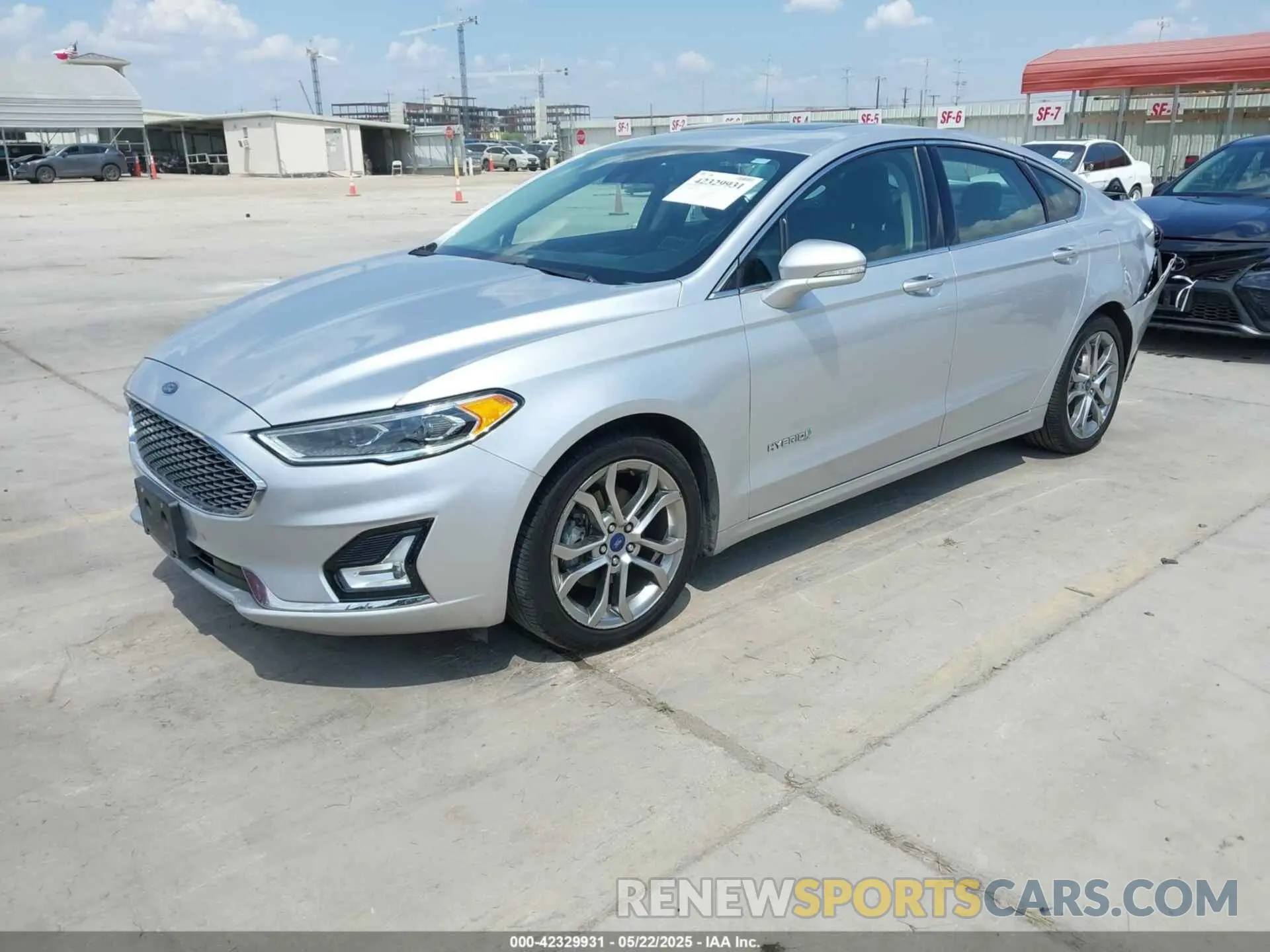 2 Photograph of a damaged car 3FA6P0RUXKR106430 FORD FUSION HYBRID 2019