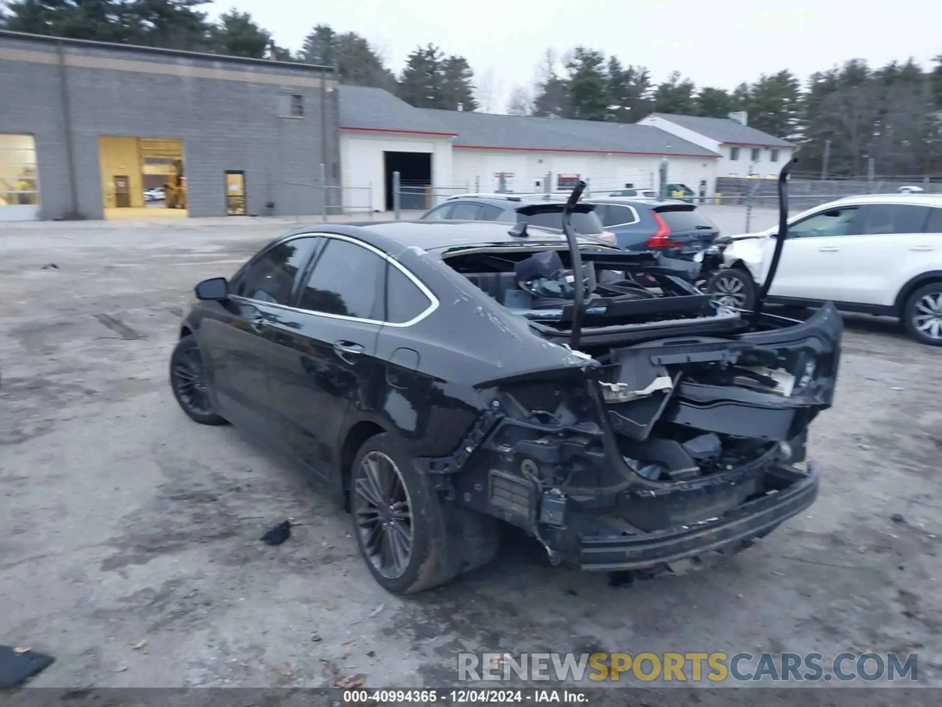 3 Фотография поврежденного автомобиля 3FA6P0RU7LR141332 FORD FUSION HYBRID 2020