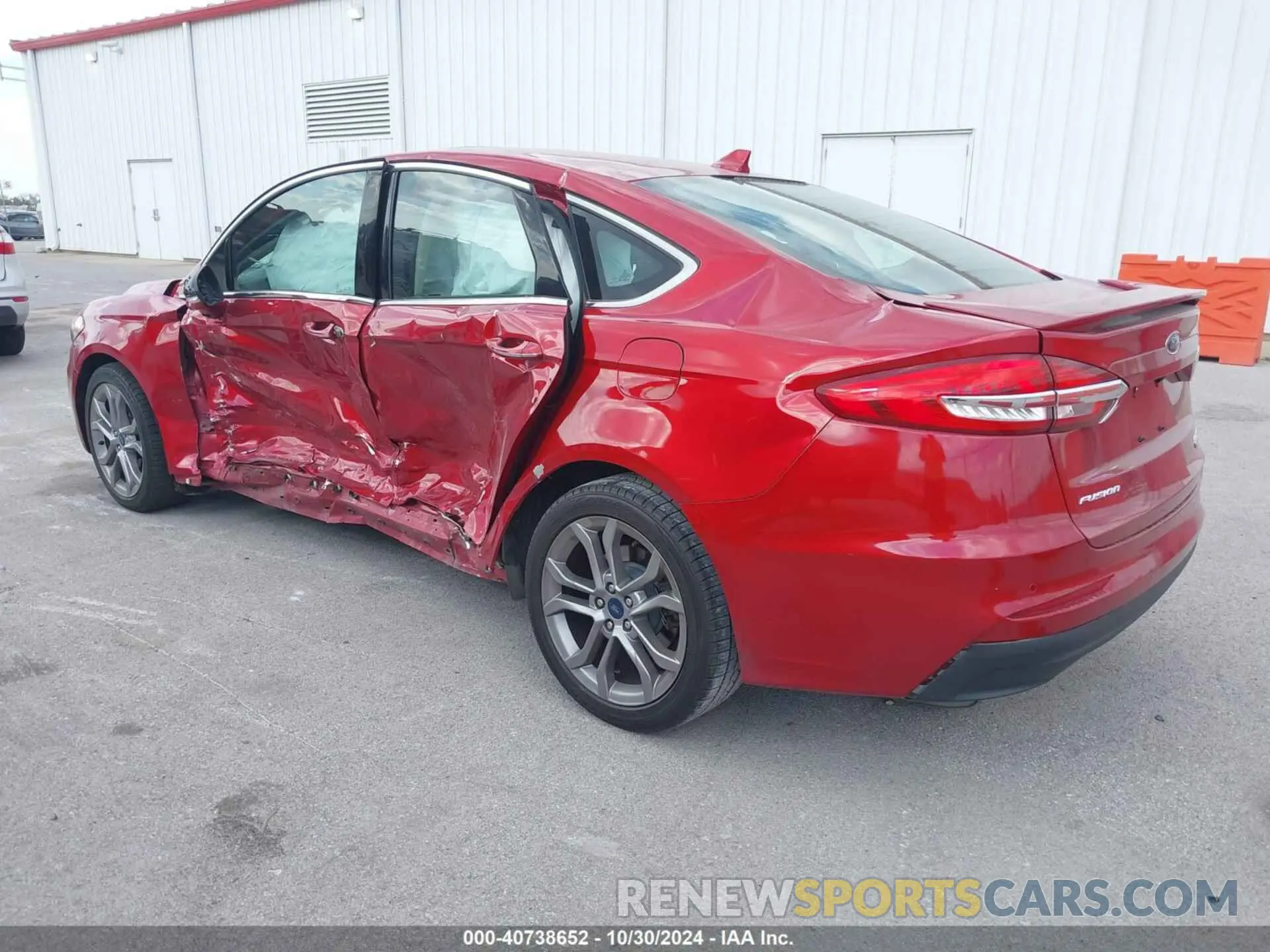 3 Фотография поврежденного автомобиля 3FA6P0RU7LR156915 FORD FUSION HYBRID 2020