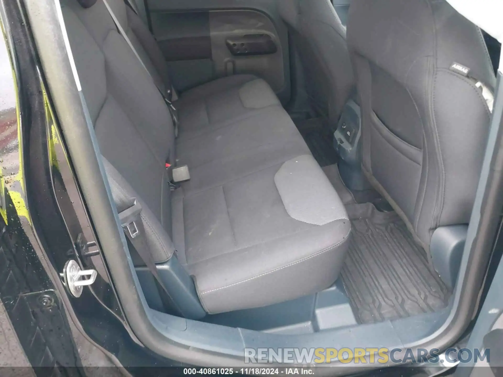 8 Photograph of a damaged car 3FTTW8E30NRA95115 FORD MAVERICK 2022