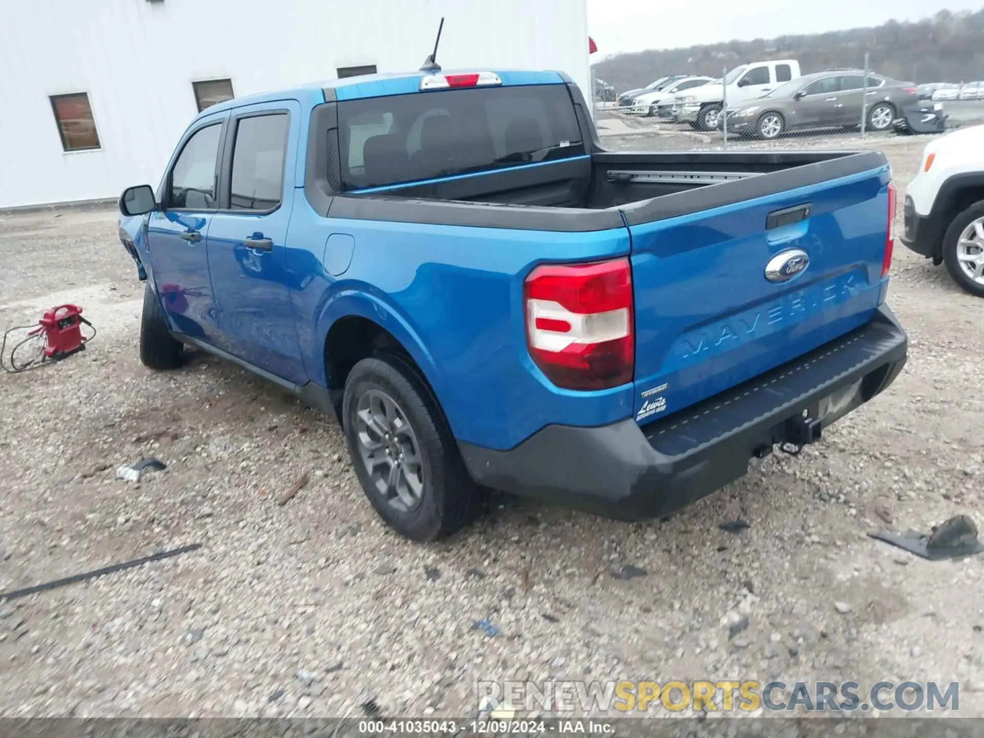 3 Фотография поврежденного автомобиля 3FTTW8E32NRA37135 FORD MAVERICK 2022