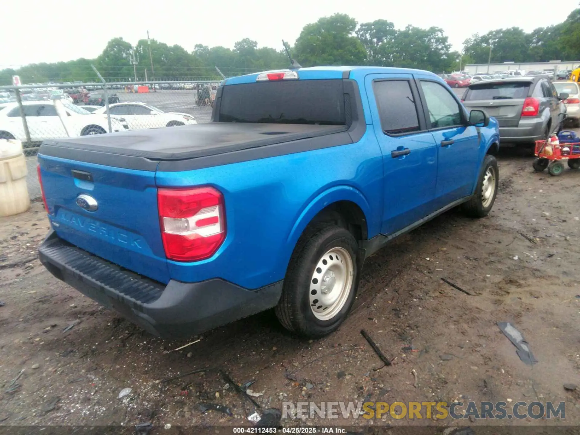 4 Photograph of a damaged car 3FTTW8E33NRA63131 FORD MAVERICK 2022