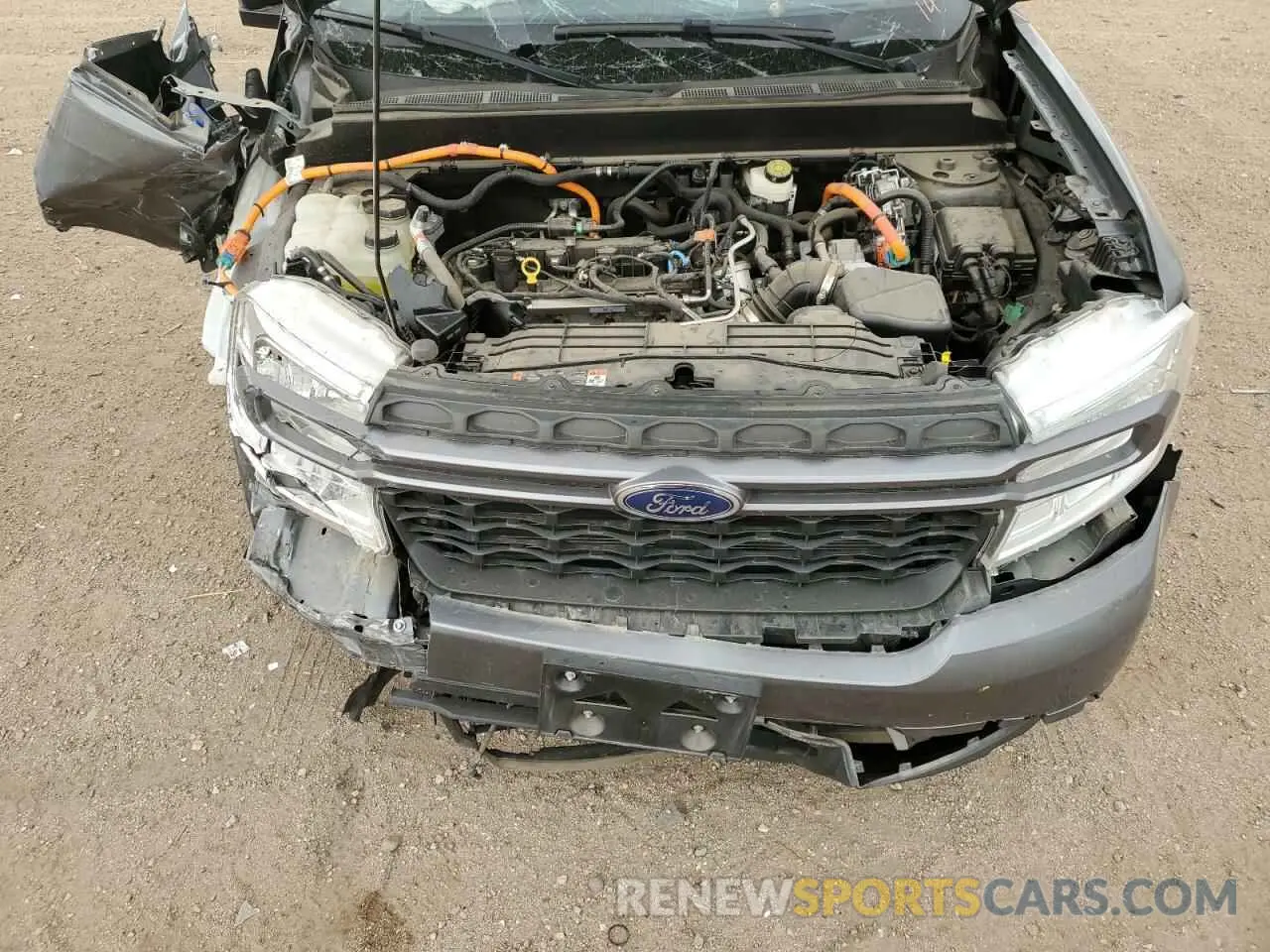 11 Photograph of a damaged car 3FTTW8E33NRA86246 FORD MAVERICK 2022