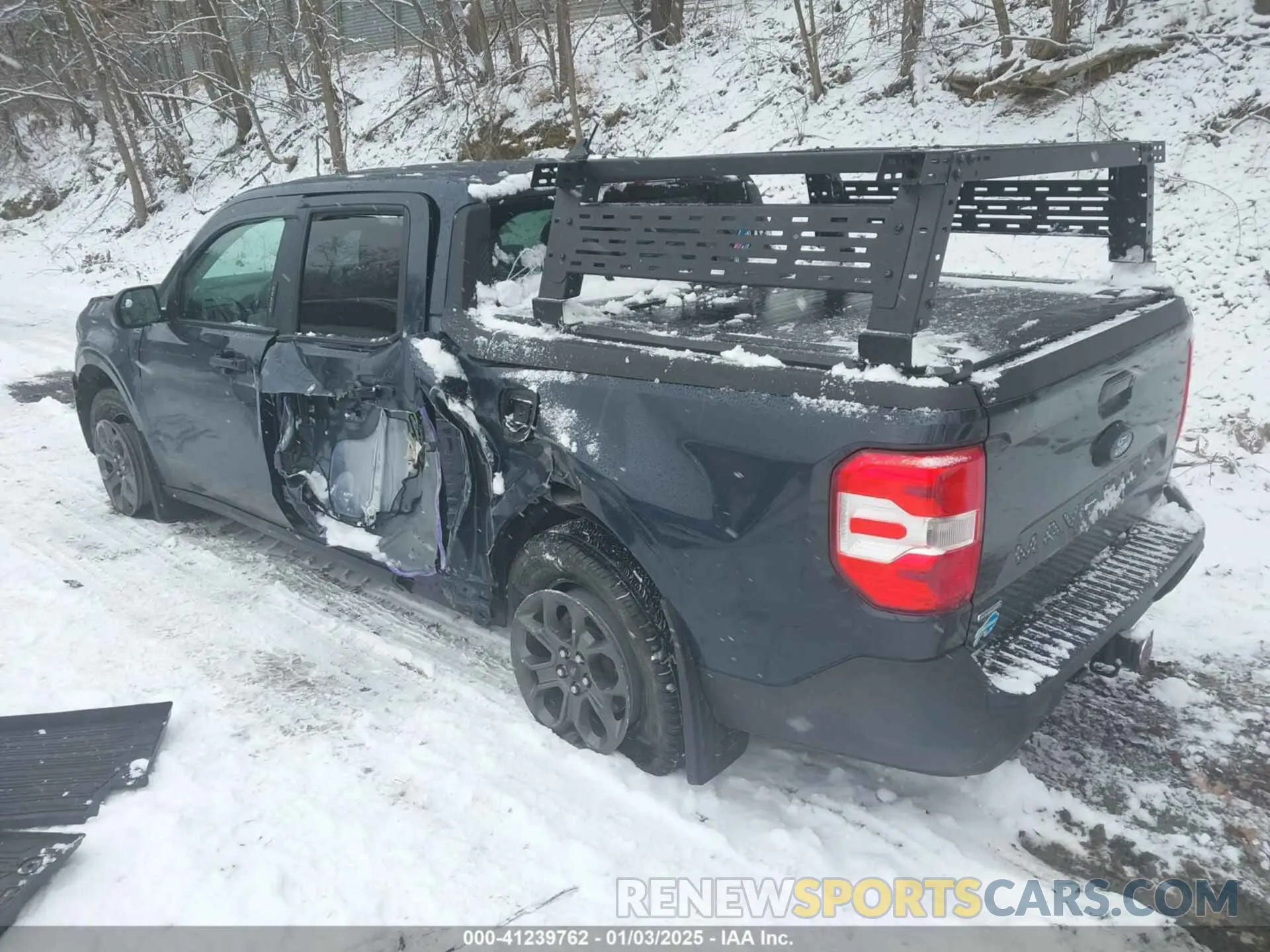 3 Photograph of a damaged car 3FTTW8E34NRA74042 FORD MAVERICK 2022