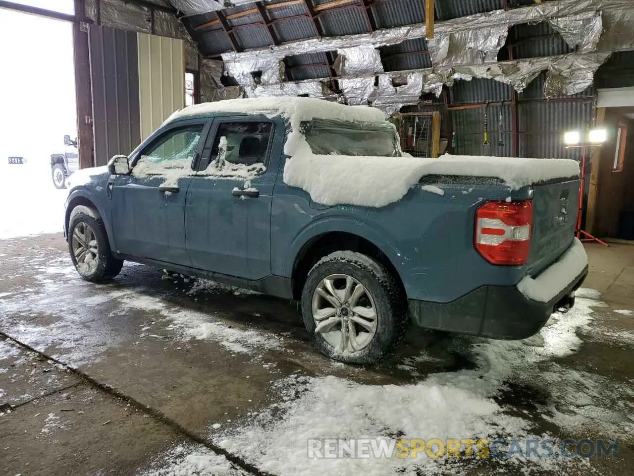 2 Photograph of a damaged car 3FTTW8E38NRA26611 FORD MAVERICK 2022