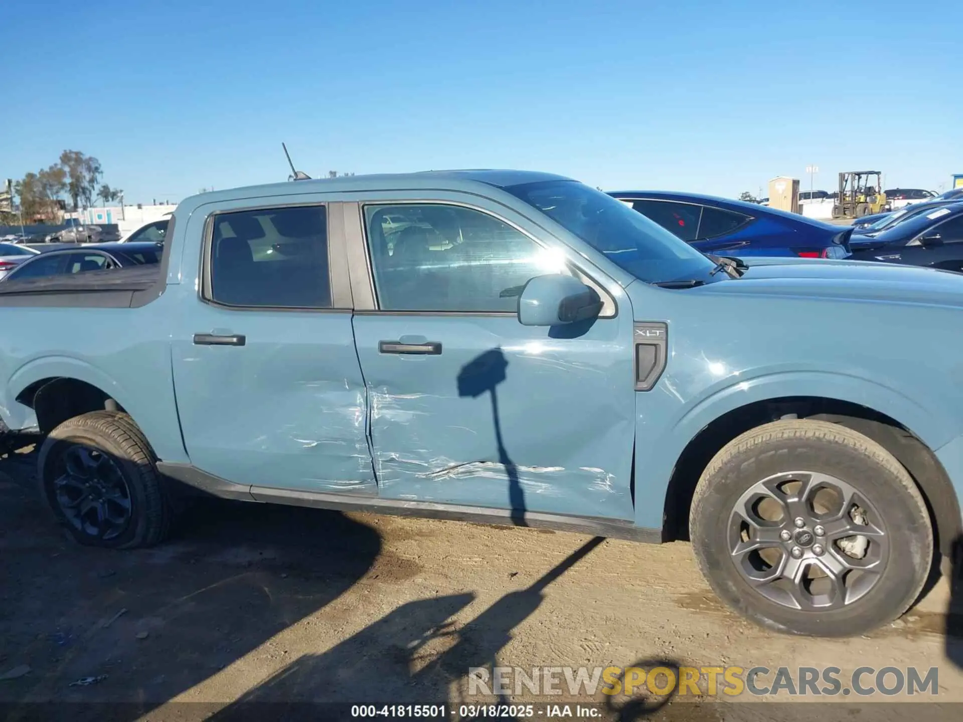 13 Photograph of a damaged car 3FTTW8E39NRA80452 FORD MAVERICK 2022