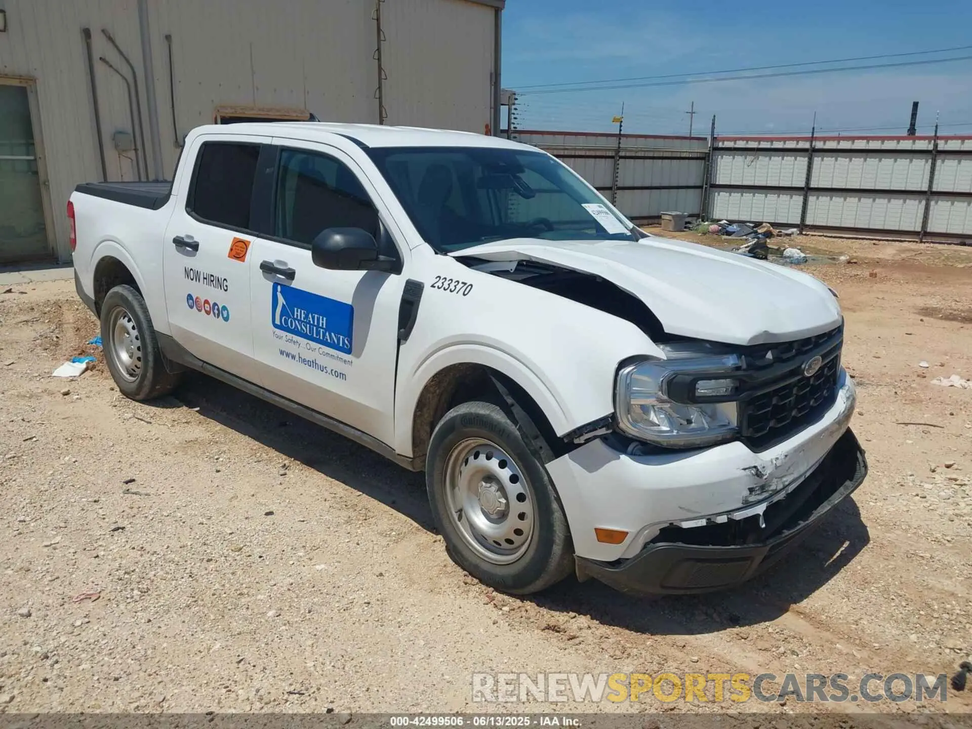 1 Photograph of a damaged car 3FTTW8E92NRB00609 FORD MAVERICK 2022