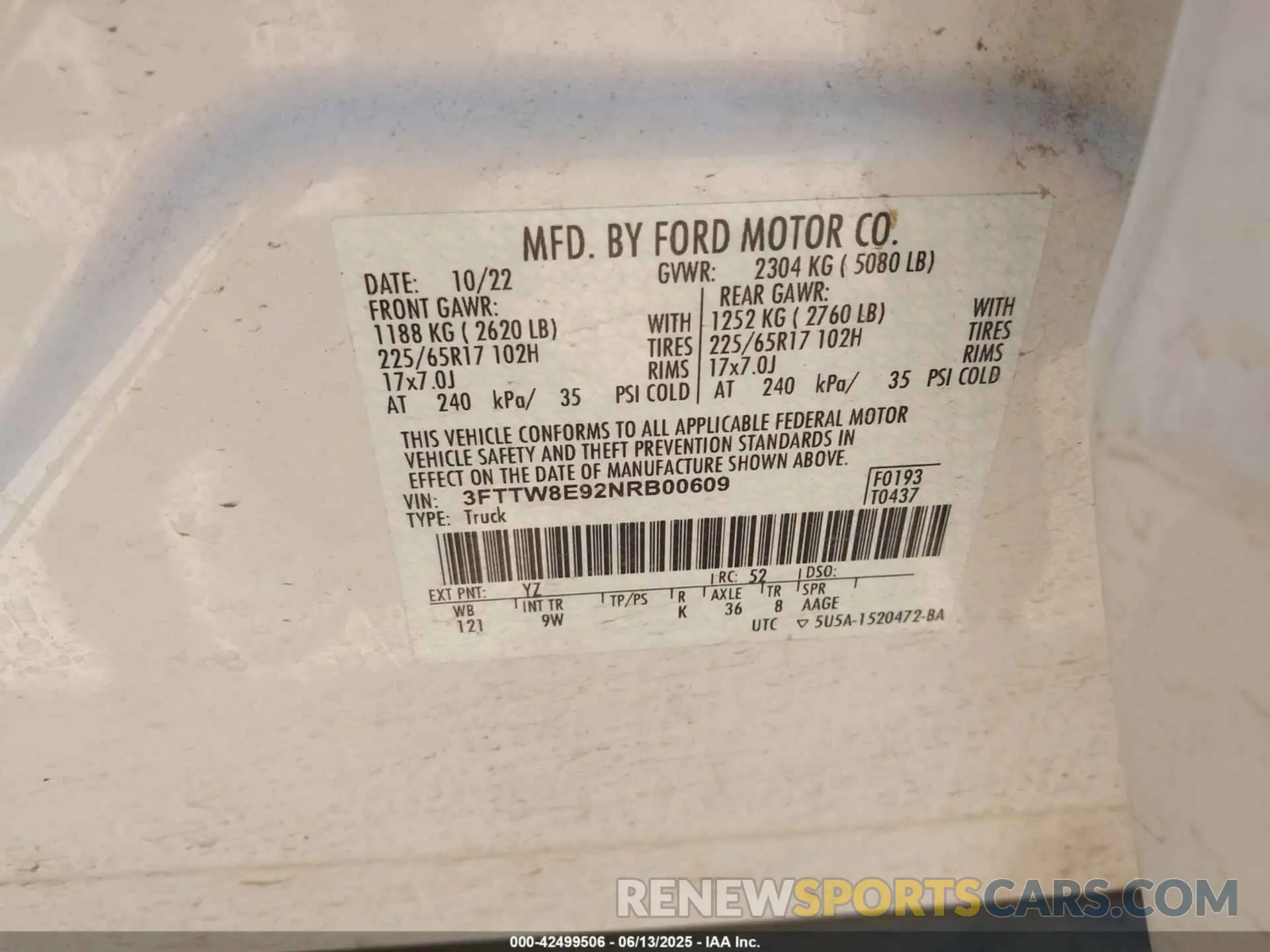 9 Photograph of a damaged car 3FTTW8E92NRB00609 FORD MAVERICK 2022