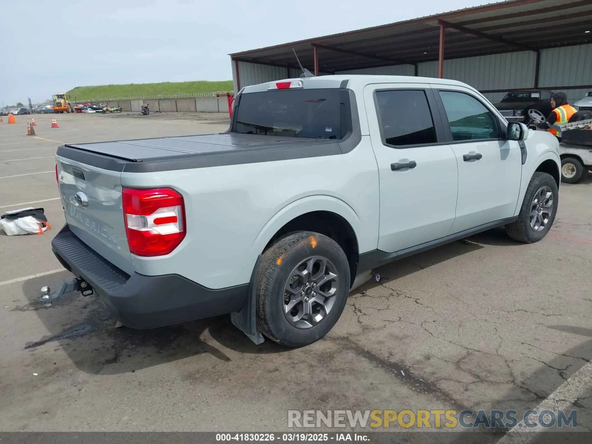 4 Фотография поврежденного автомобиля 3FTTW8E94NRA09230 FORD MAVERICK 2022