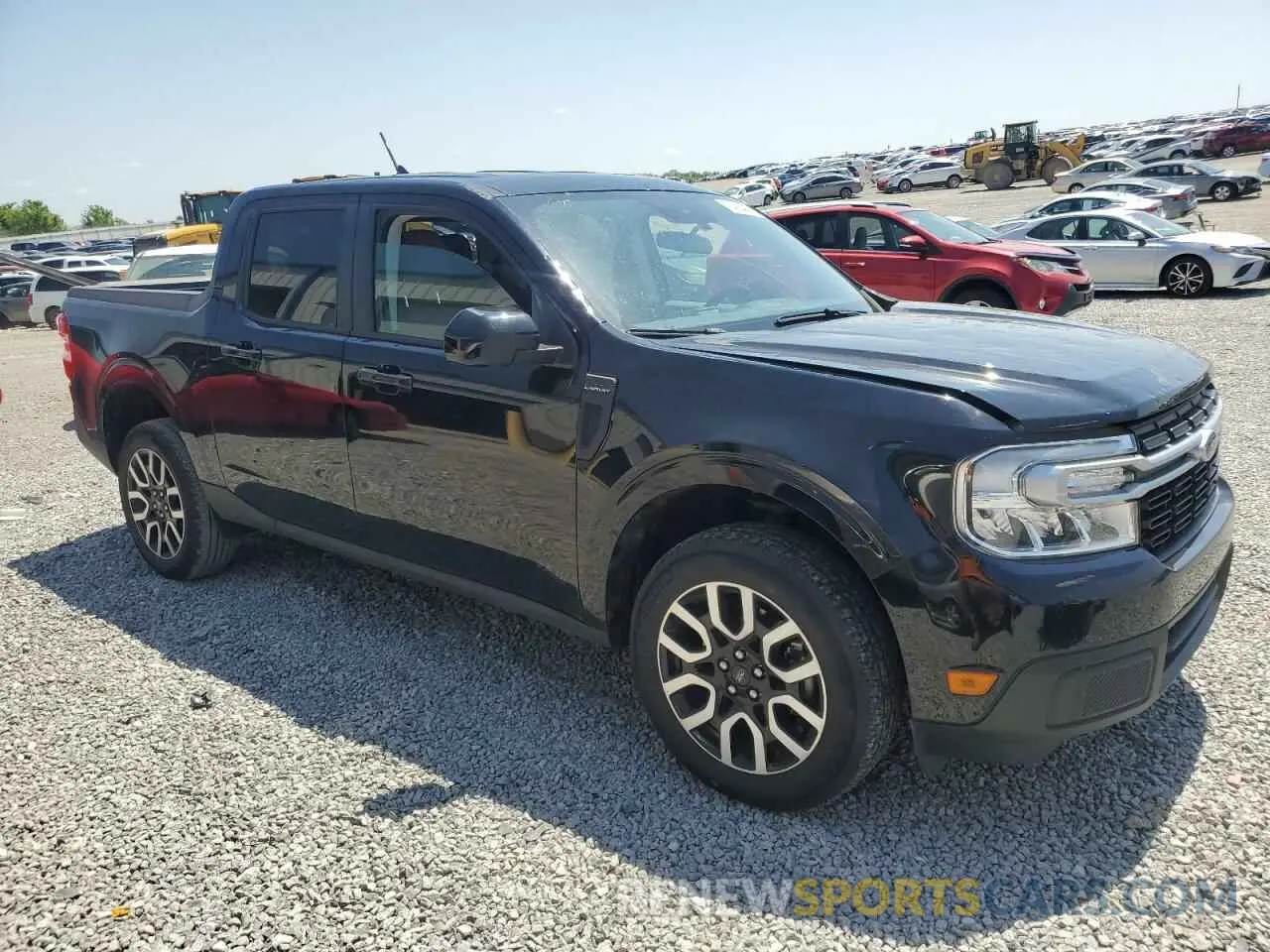 4 Photograph of a damaged car 3FTTW8E94NRA78967 FORD MAVERICK 2022