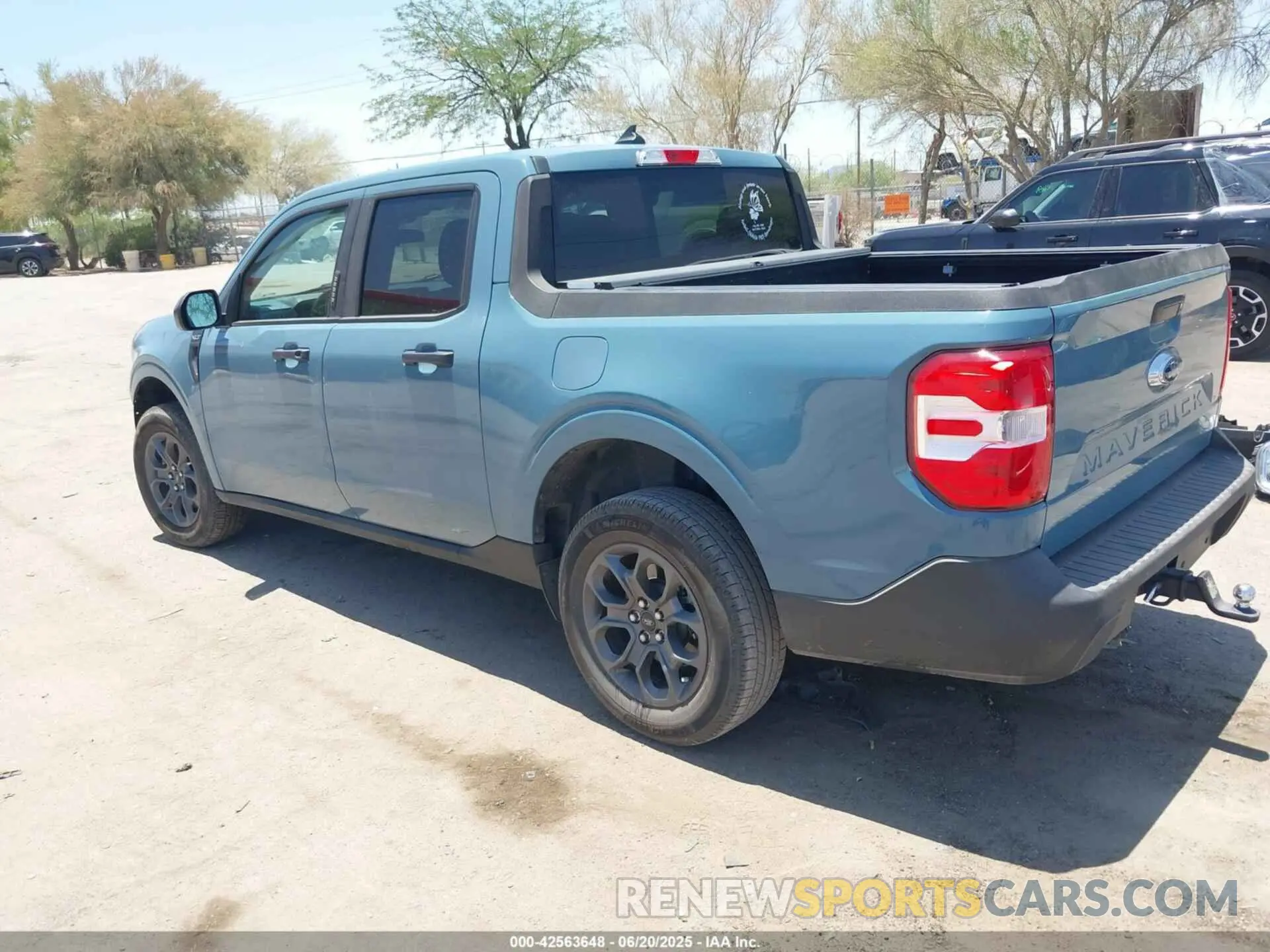 3 Фотография поврежденного автомобиля 3FTTW8E95NRA53270 FORD MAVERICK 2022