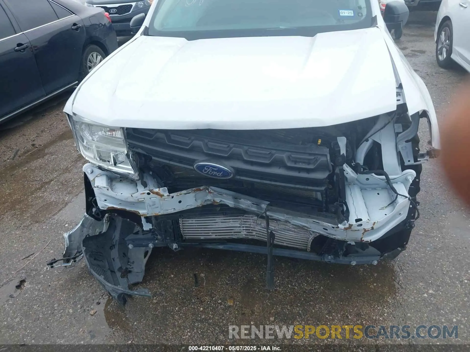 6 Фотография поврежденного автомобиля 3FTTW8E95NRA98984 FORD MAVERICK 2022