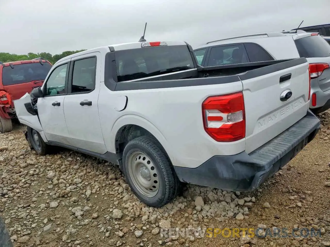 2 Photograph of a damaged car 3FTTW8E99NRA65177 FORD MAVERICK 2022