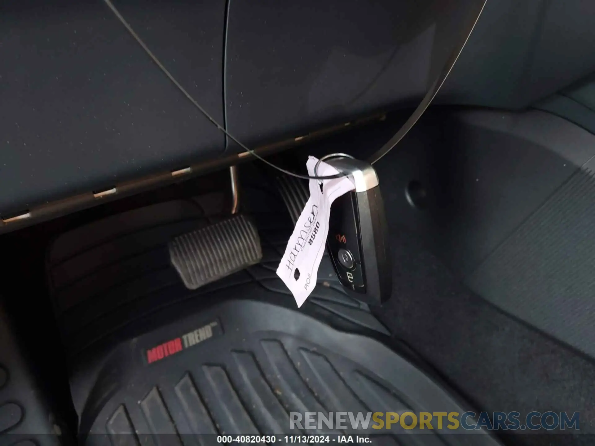 11 Photograph of a damaged car 3FTTW8E9XNRA22208 FORD MAVERICK 2022