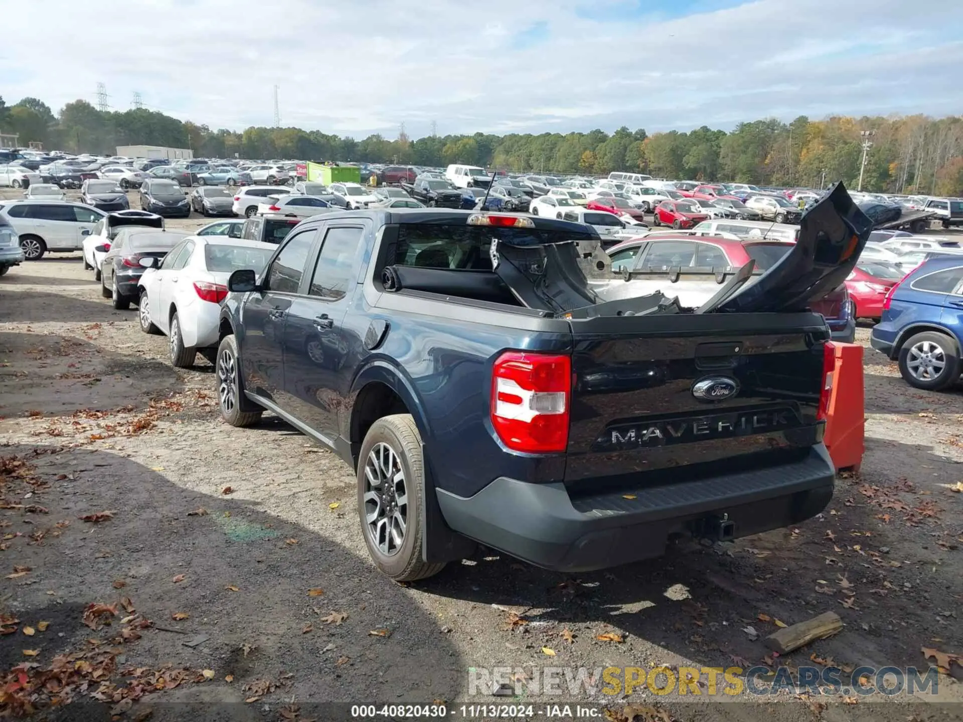 3 Photograph of a damaged car 3FTTW8E9XNRA22208 FORD MAVERICK 2022