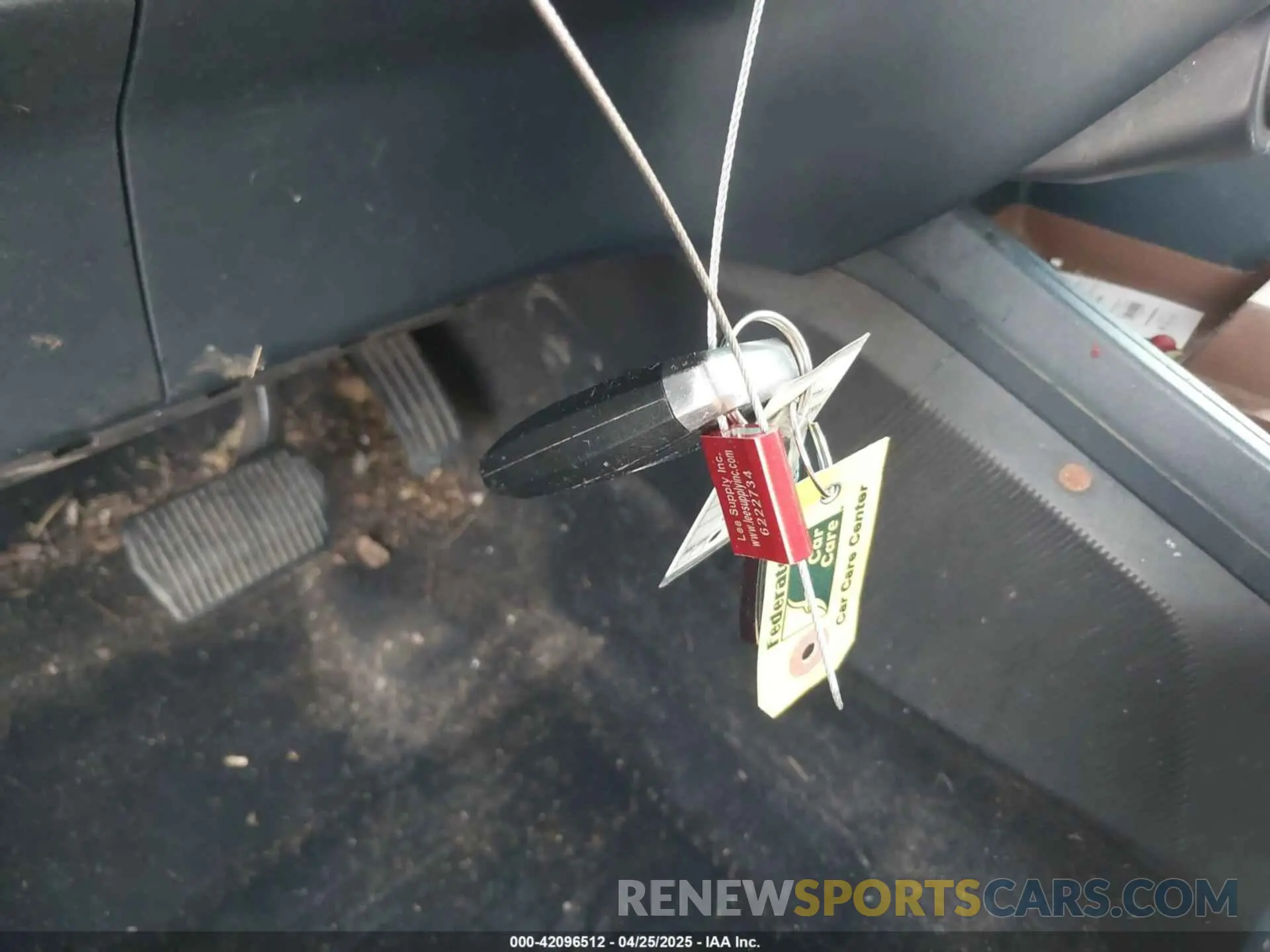 11 Photograph of a damaged car 3FTTW8F90NRA17825 FORD MAVERICK 2022