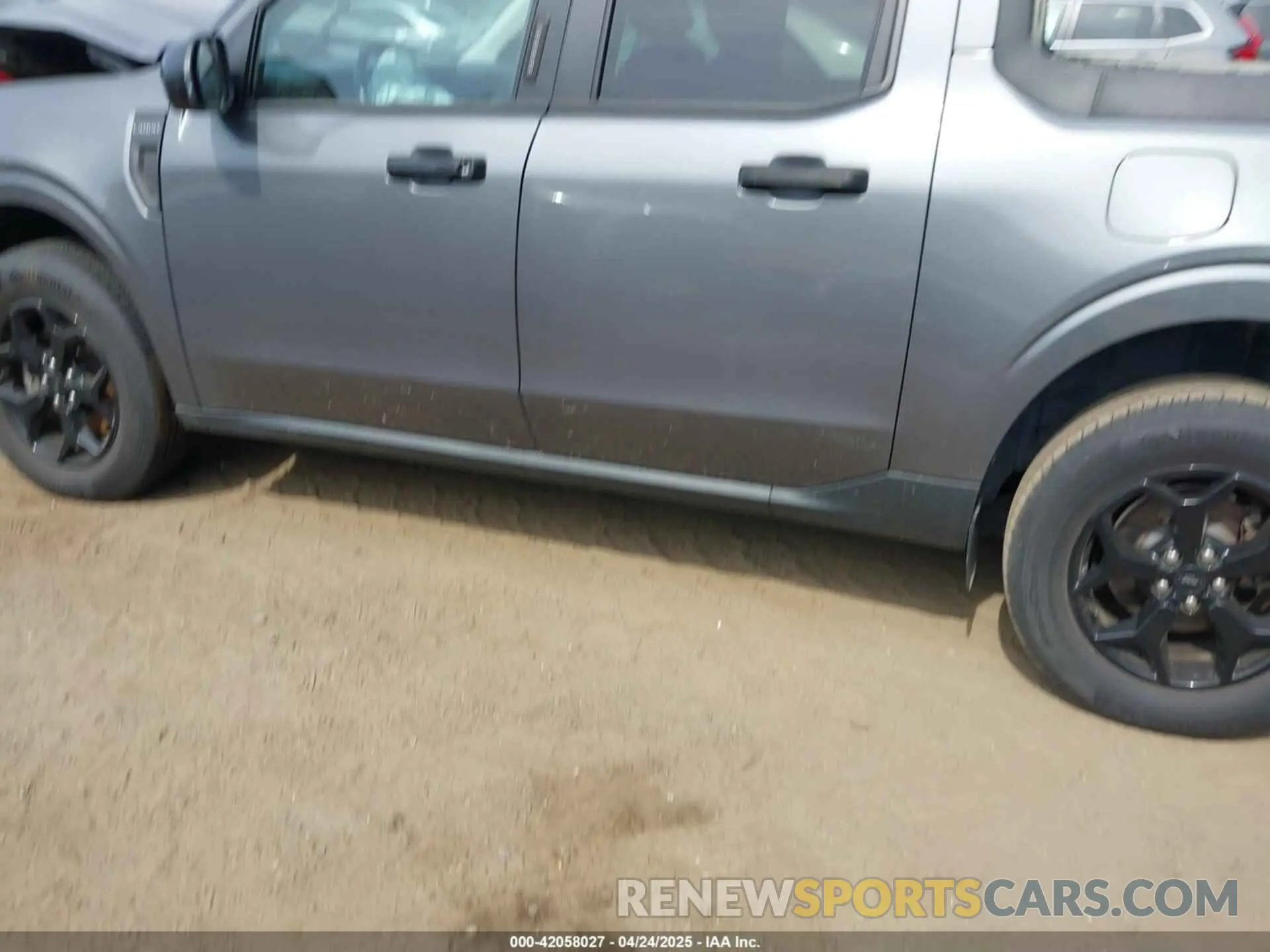 14 Photograph of a damaged car 3FTTW8F90NRA34088 FORD MAVERICK 2022