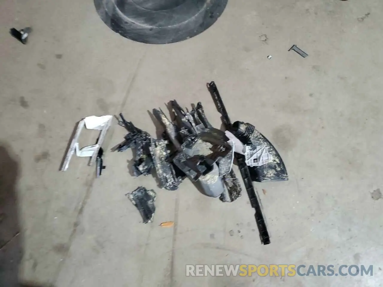 12 Photograph of a damaged car 3FTTW8F91NRB01619 FORD MAVERICK 2022