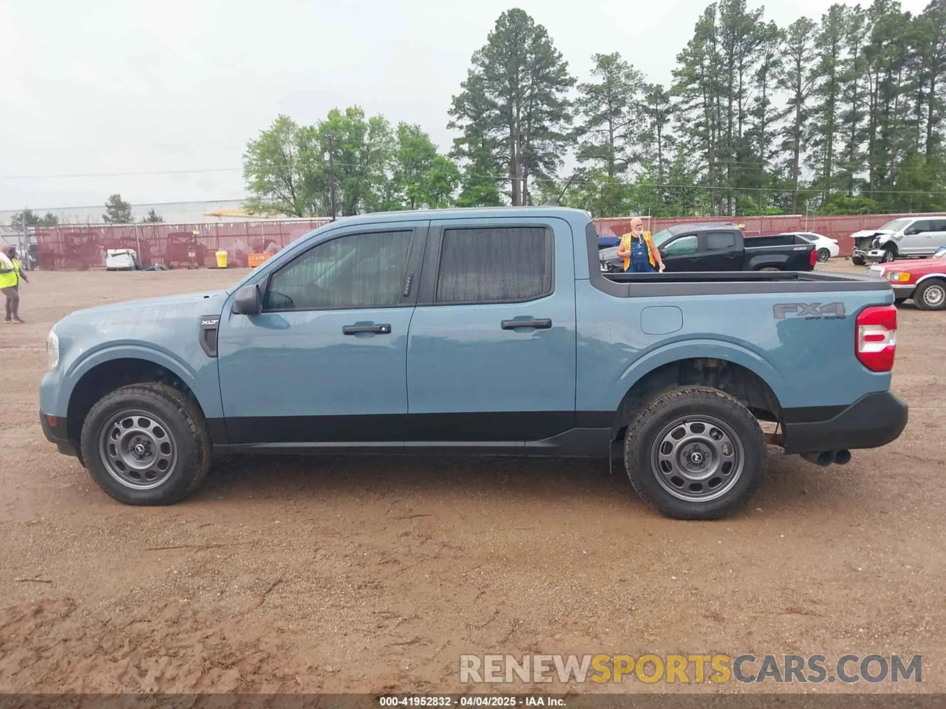 14 Фотография поврежденного автомобиля 3FTTW8F92NRA43567 FORD MAVERICK 2022