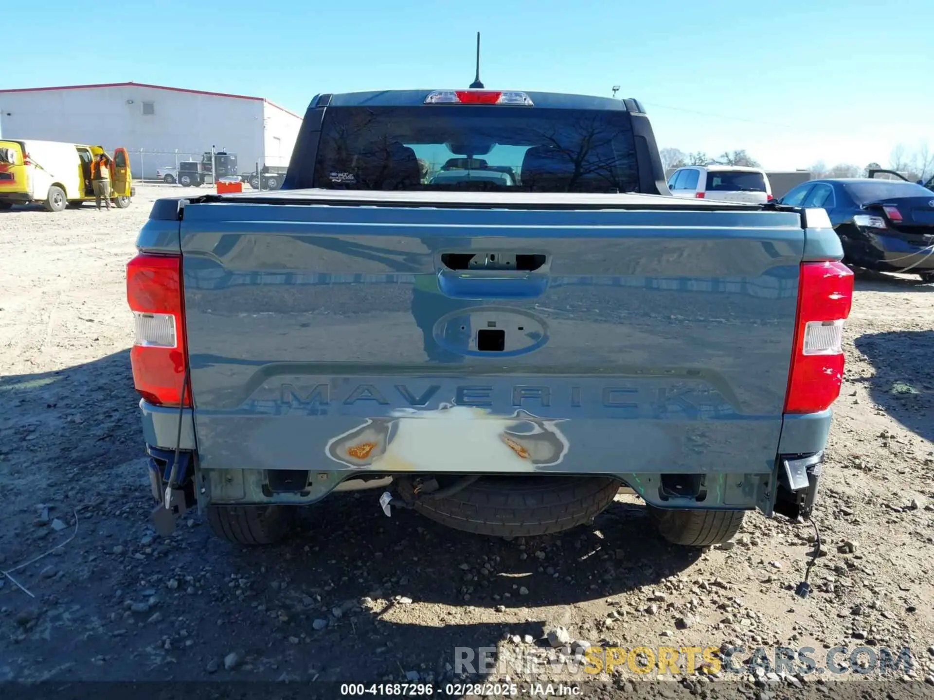 6 Photograph of a damaged car 3FTTW8F99NRA55540 FORD MAVERICK 2022