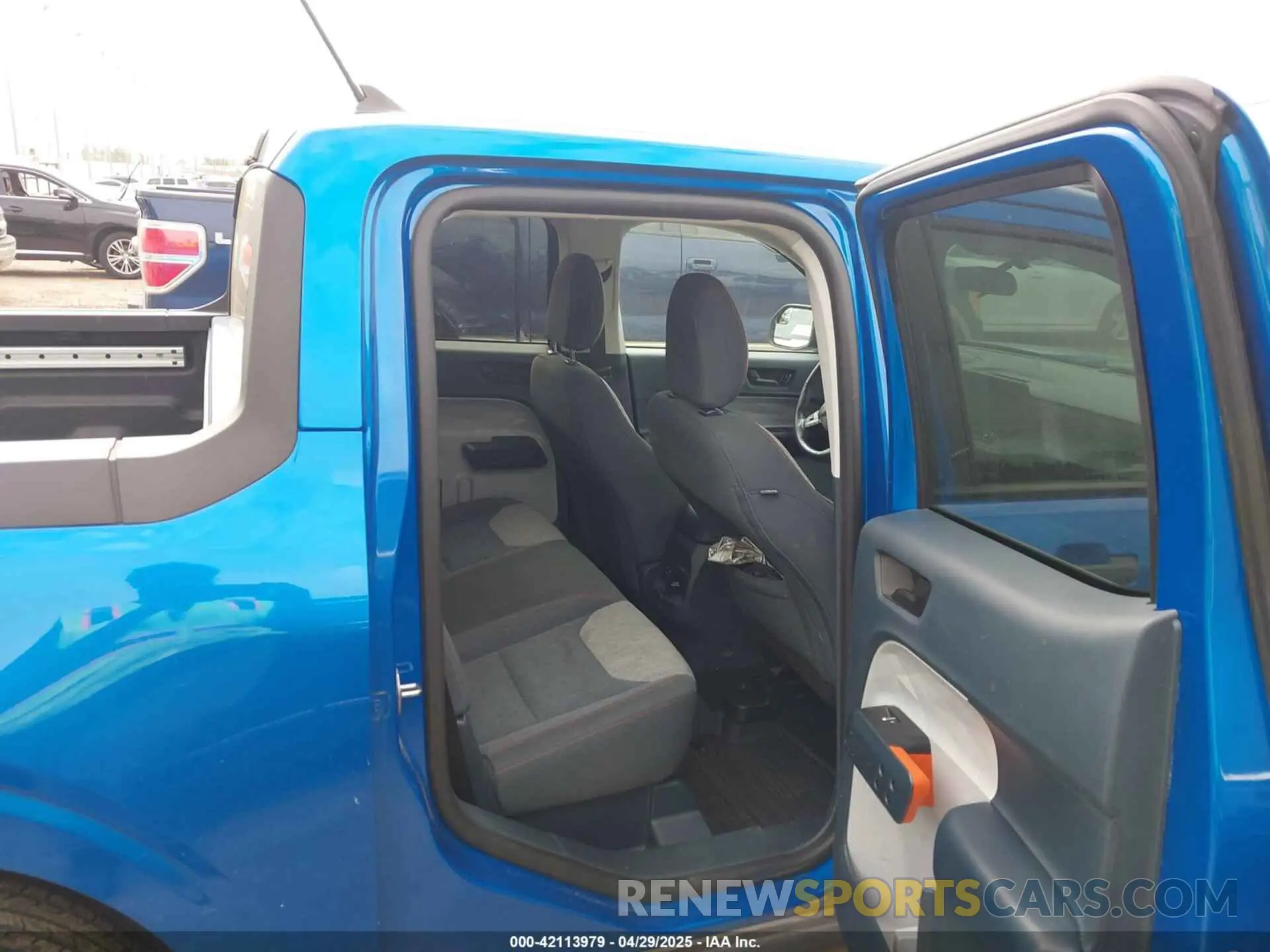 8 Фотография поврежденного автомобиля 3FTTW8F9XNRA52808 FORD MAVERICK 2022